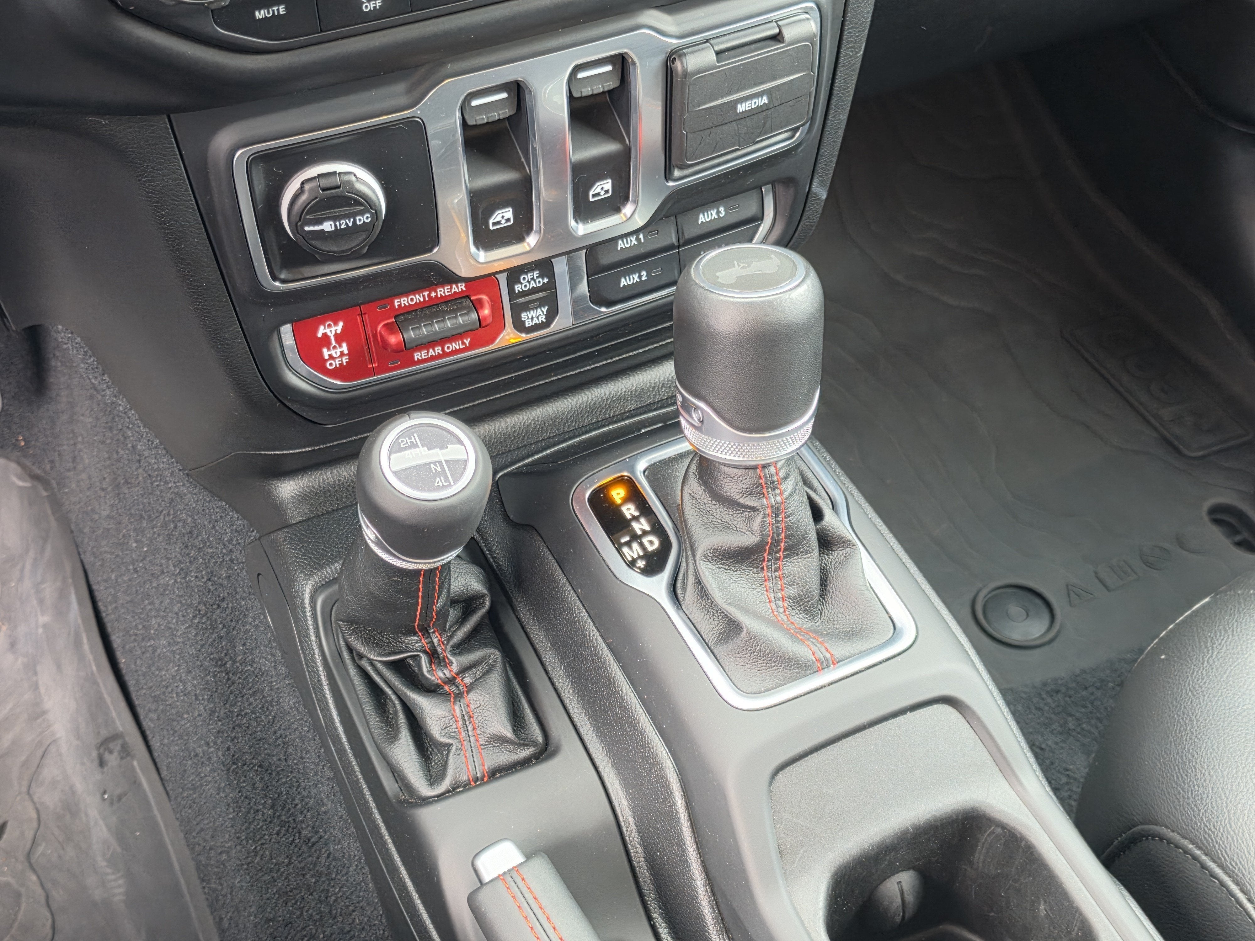 2023 Jeep Wrangler 2-Door Rubicon 4x4