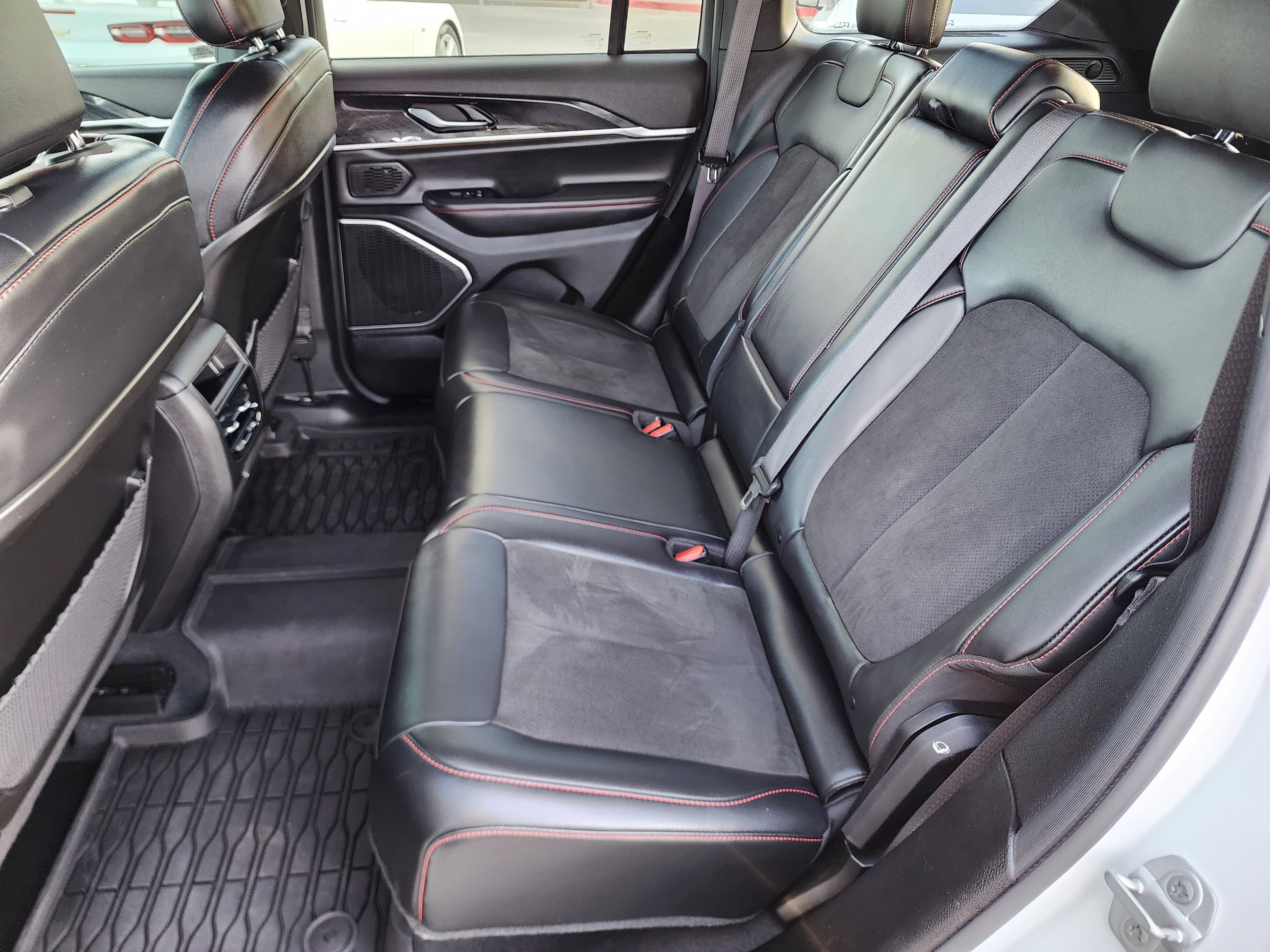 2022 Jeep Grand Cherokee Trailhawk