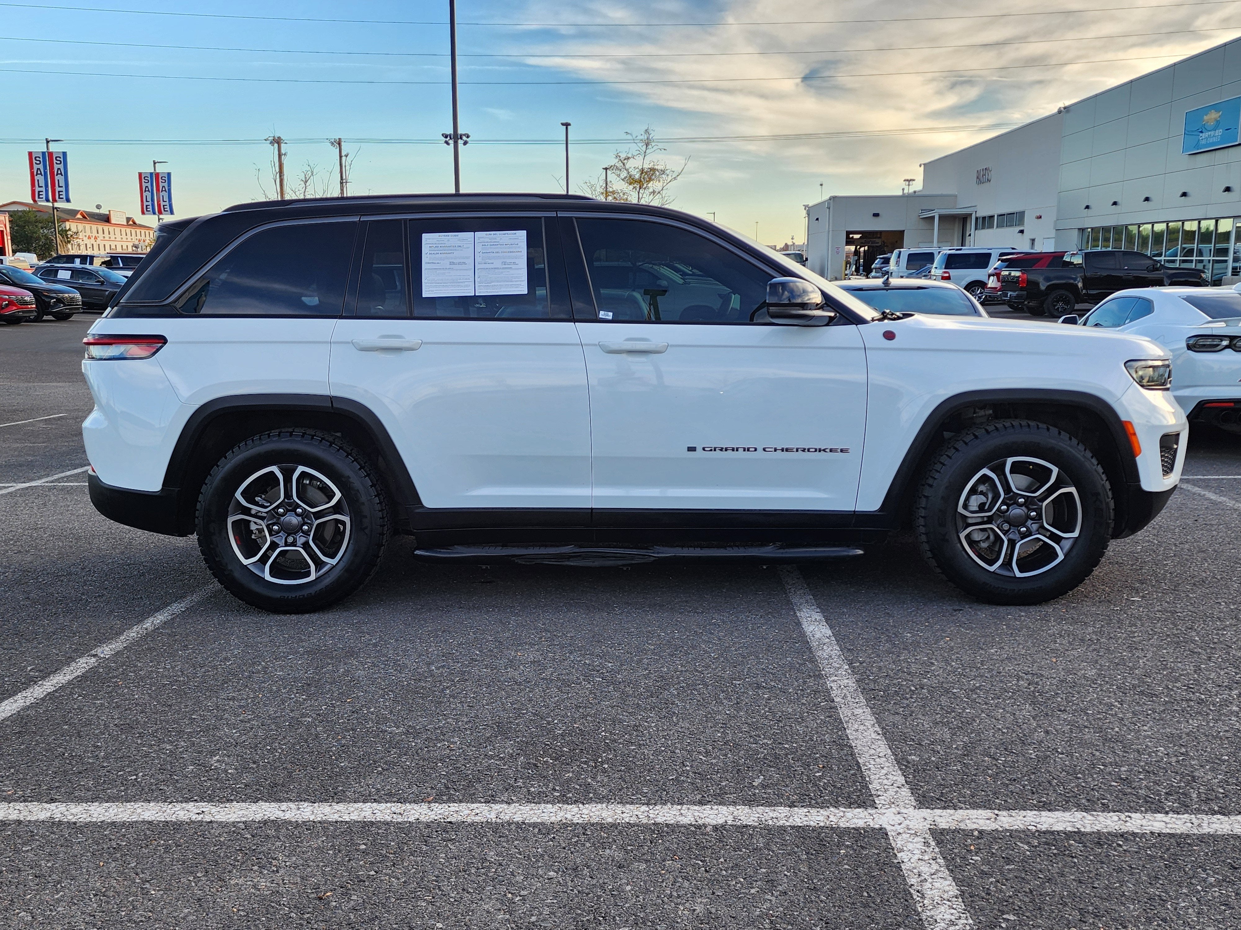 2022 Jeep Grand Cherokee Trailhawk