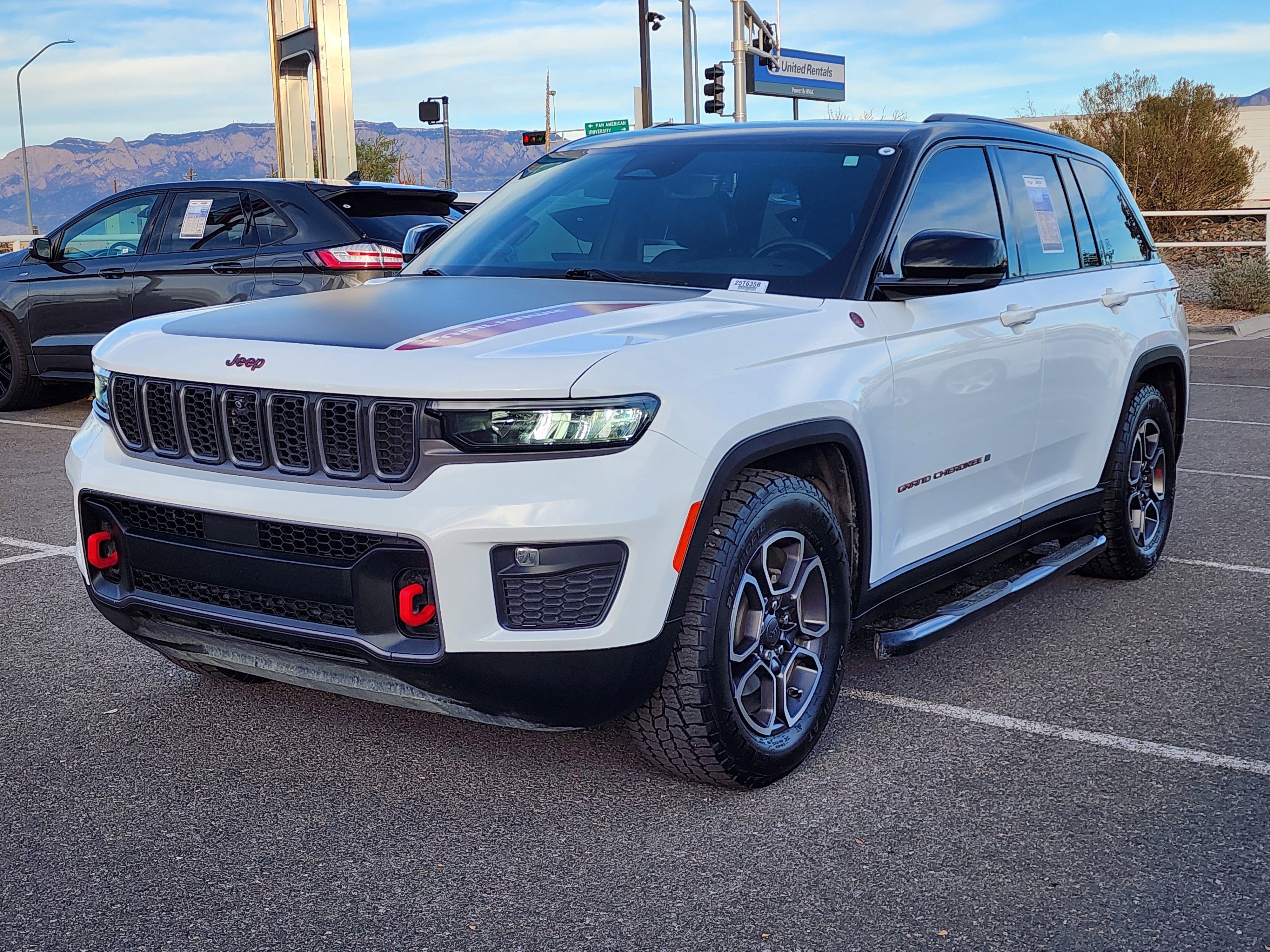 2022 Jeep Grand Cherokee Trailhawk
