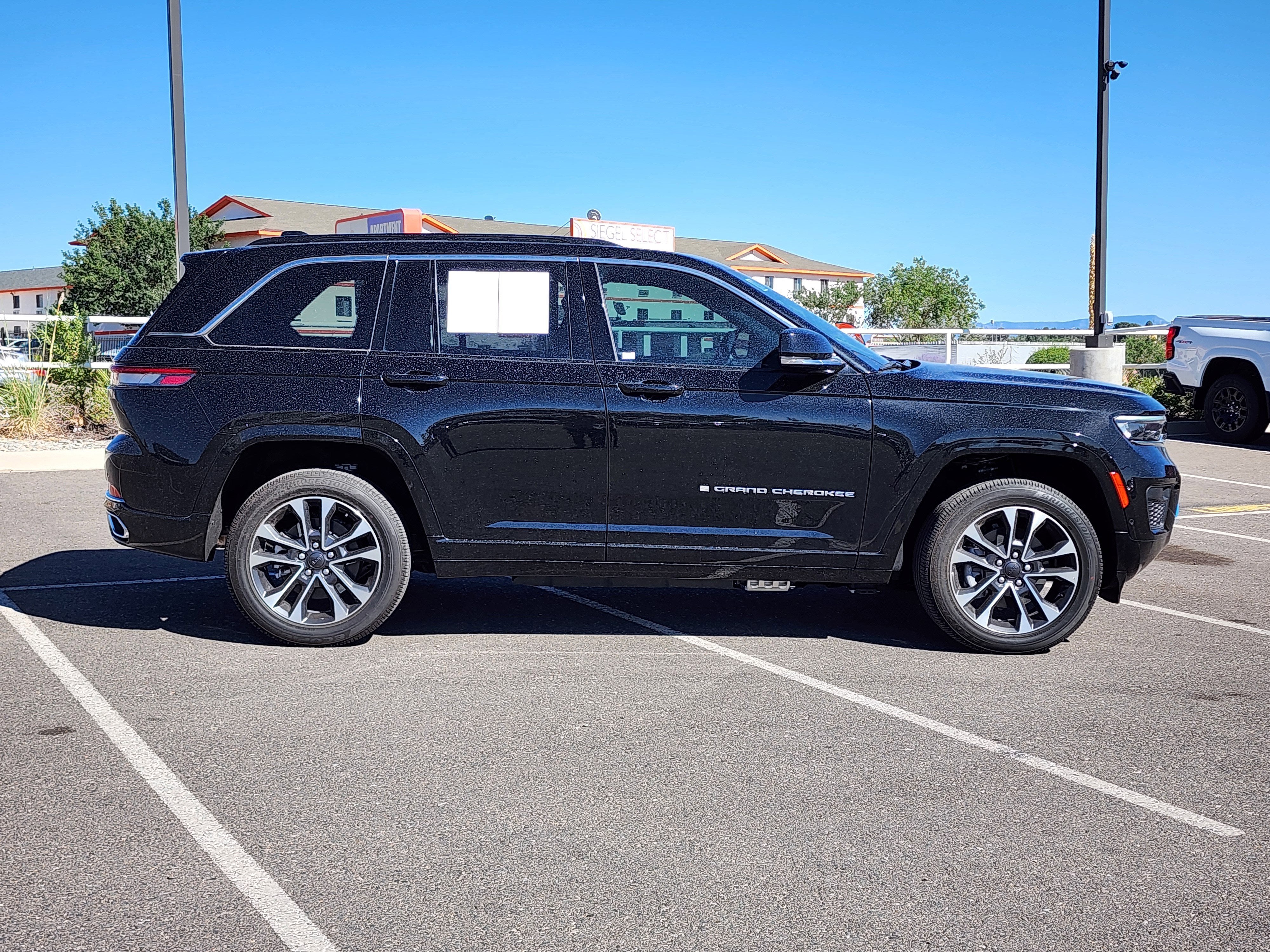 2024 Jeep Grand Cherokee 4xe Overland