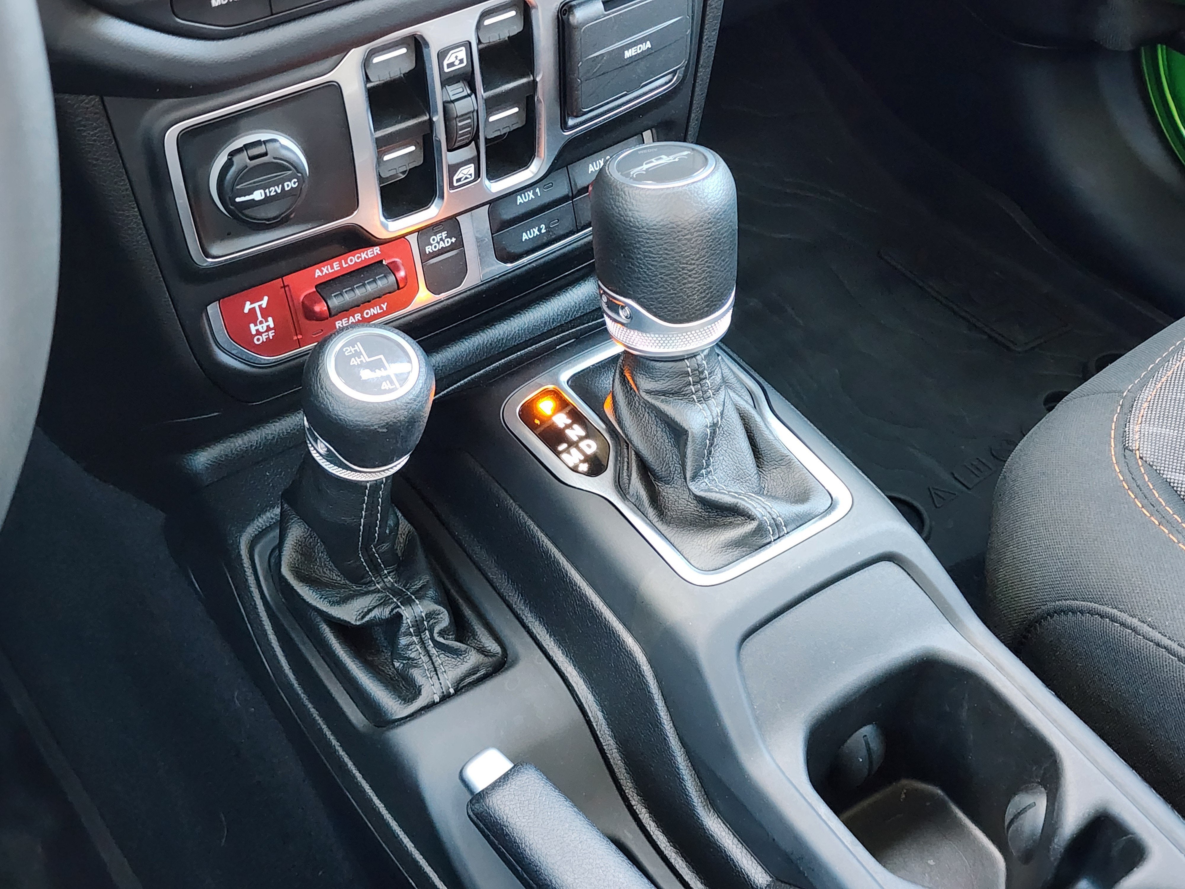2025 Jeep Gladiator Mojave 4x4