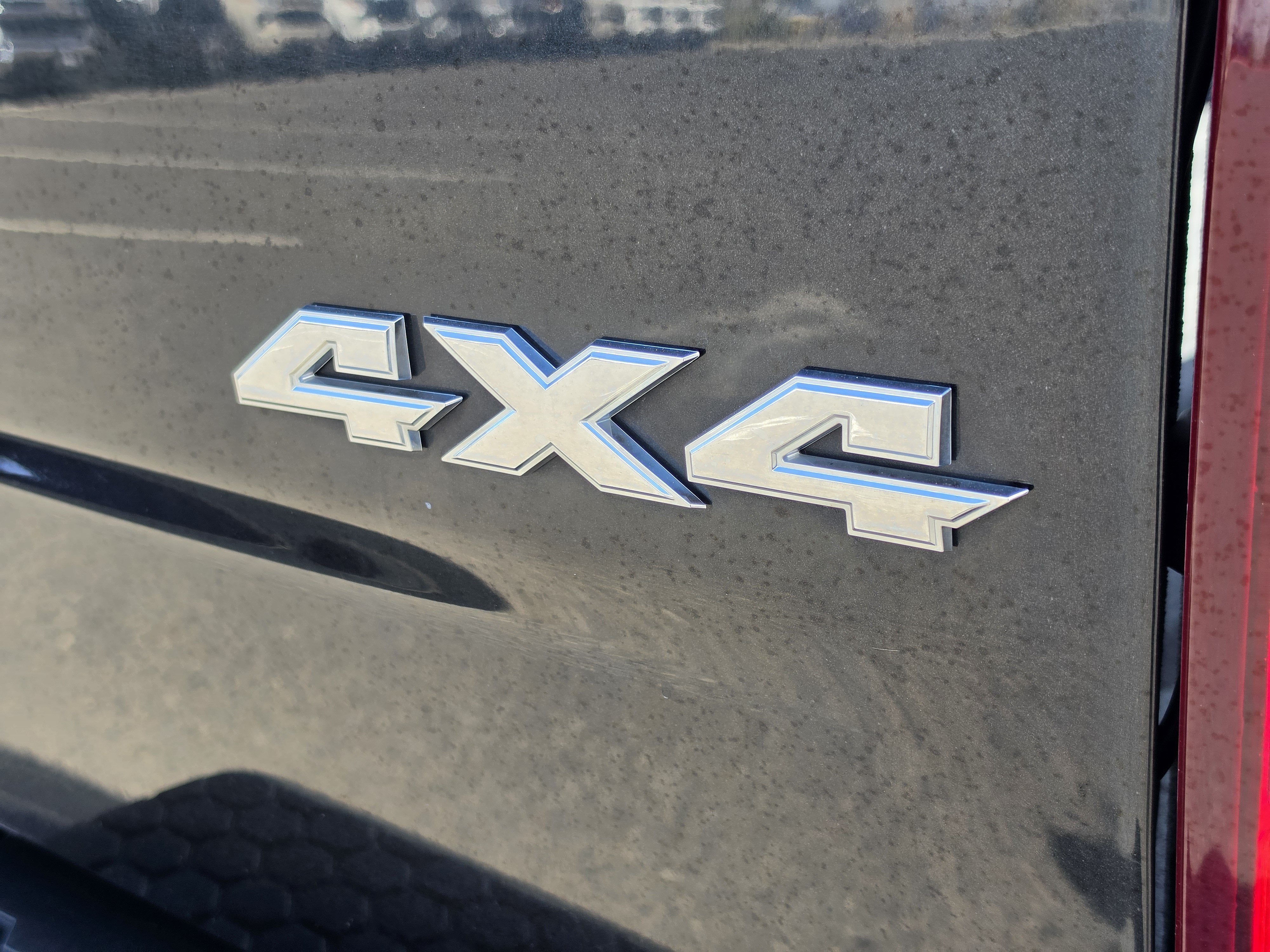 2017 RAM 1500 Express Crew Cab 4x4 5'7" Box