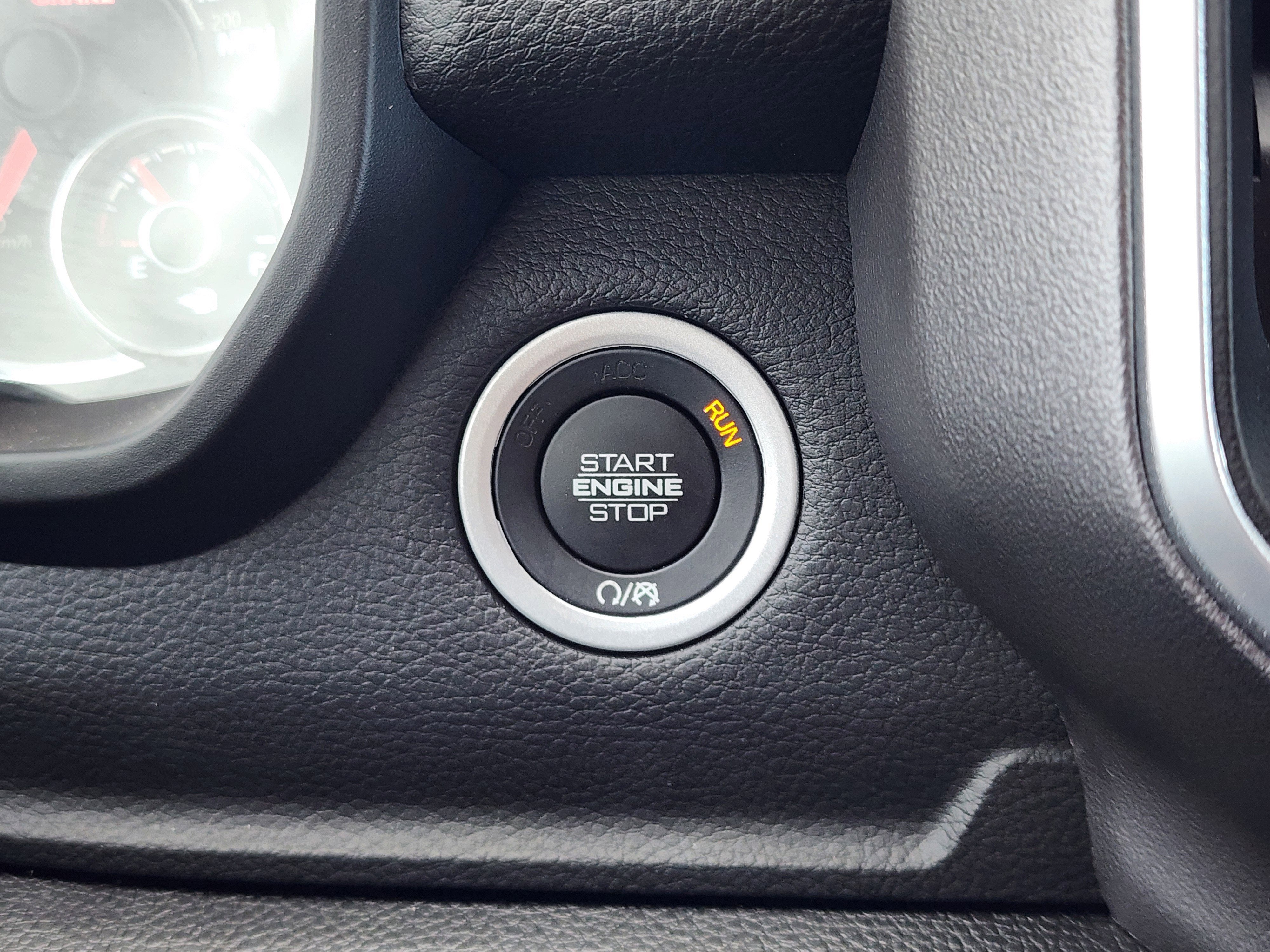 2023 RAM 1500 Big Horn Quad Cab 4x4 6'4" Box