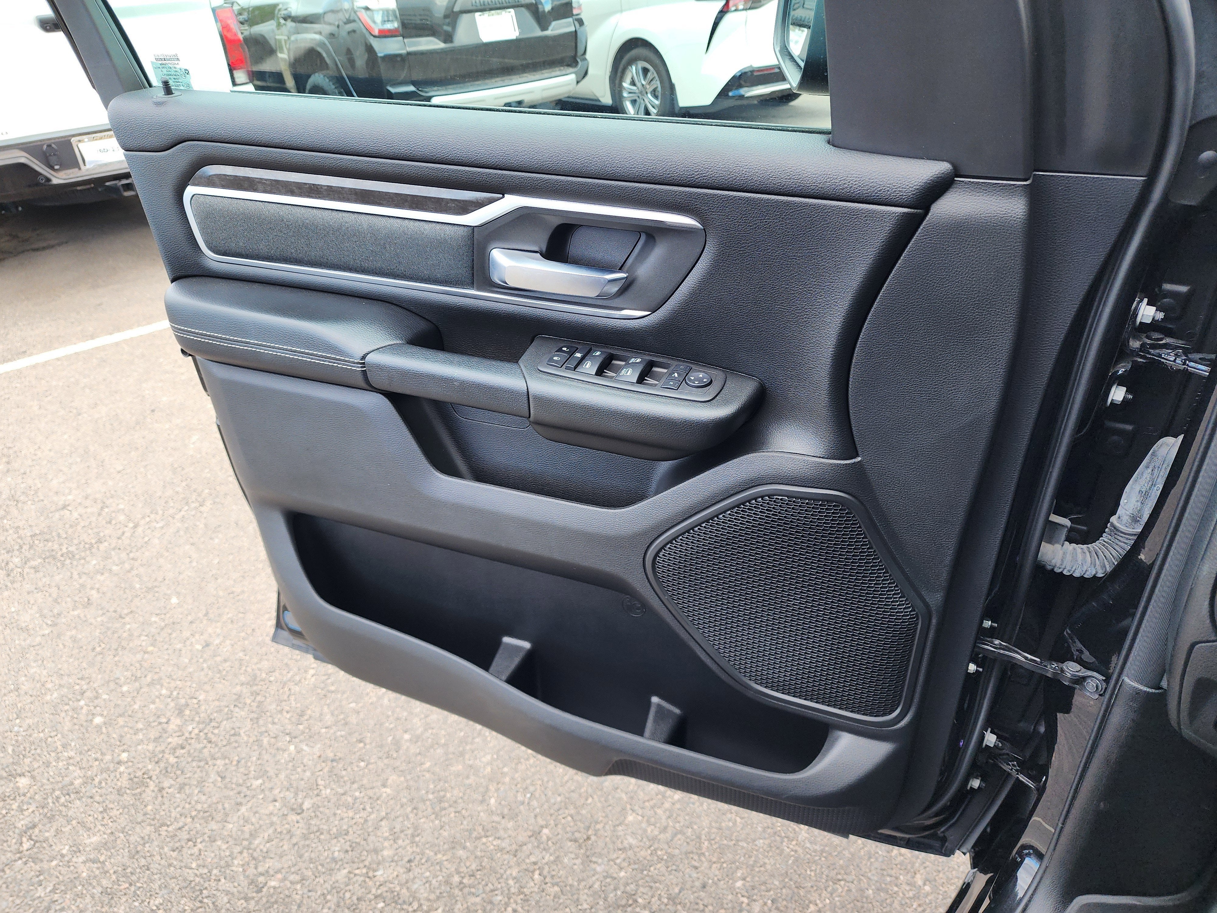 2023 RAM 1500 Big Horn Quad Cab 4x4 6'4" Box