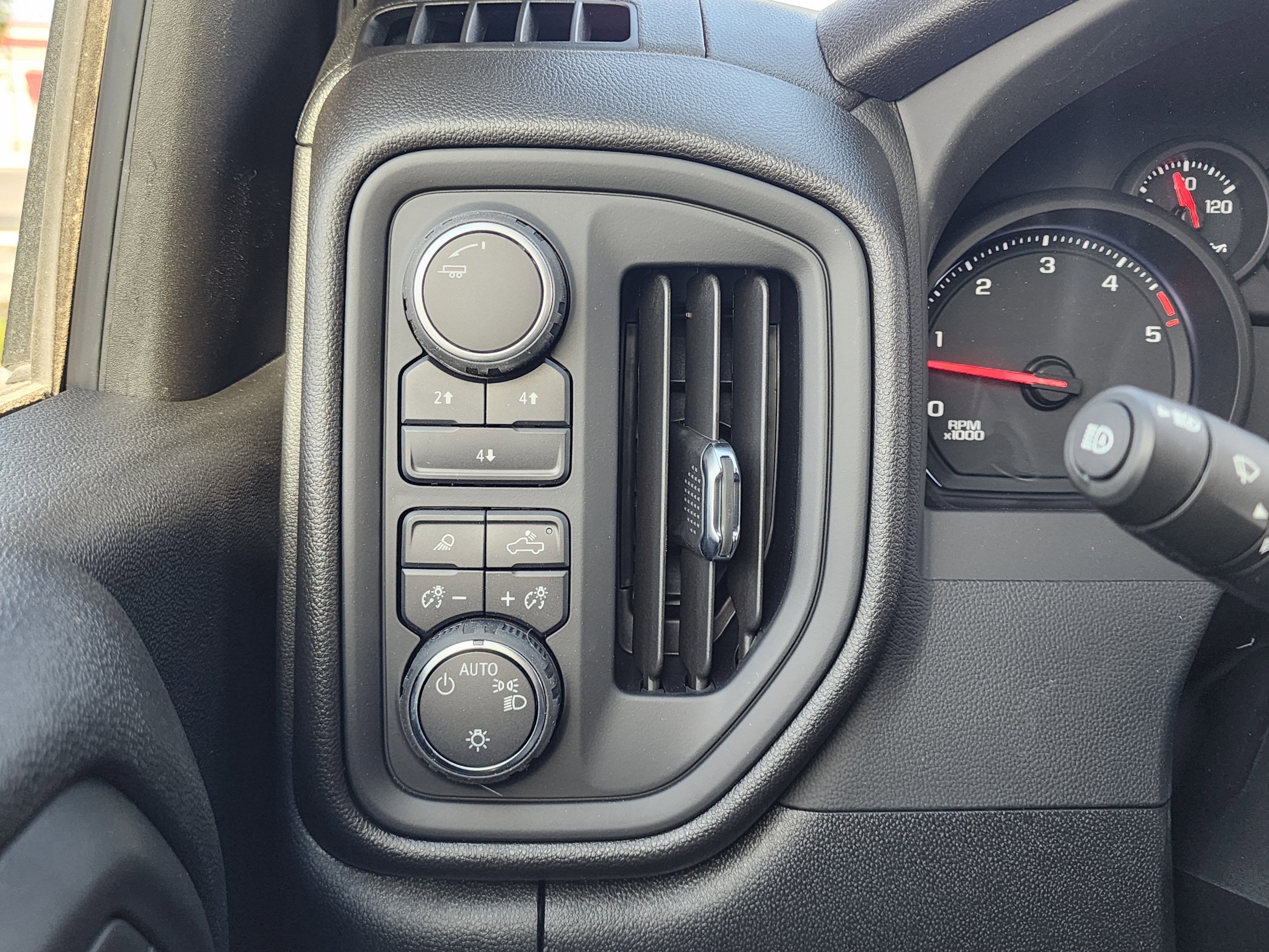 2025 Chevrolet Silverado 3500 HD WT