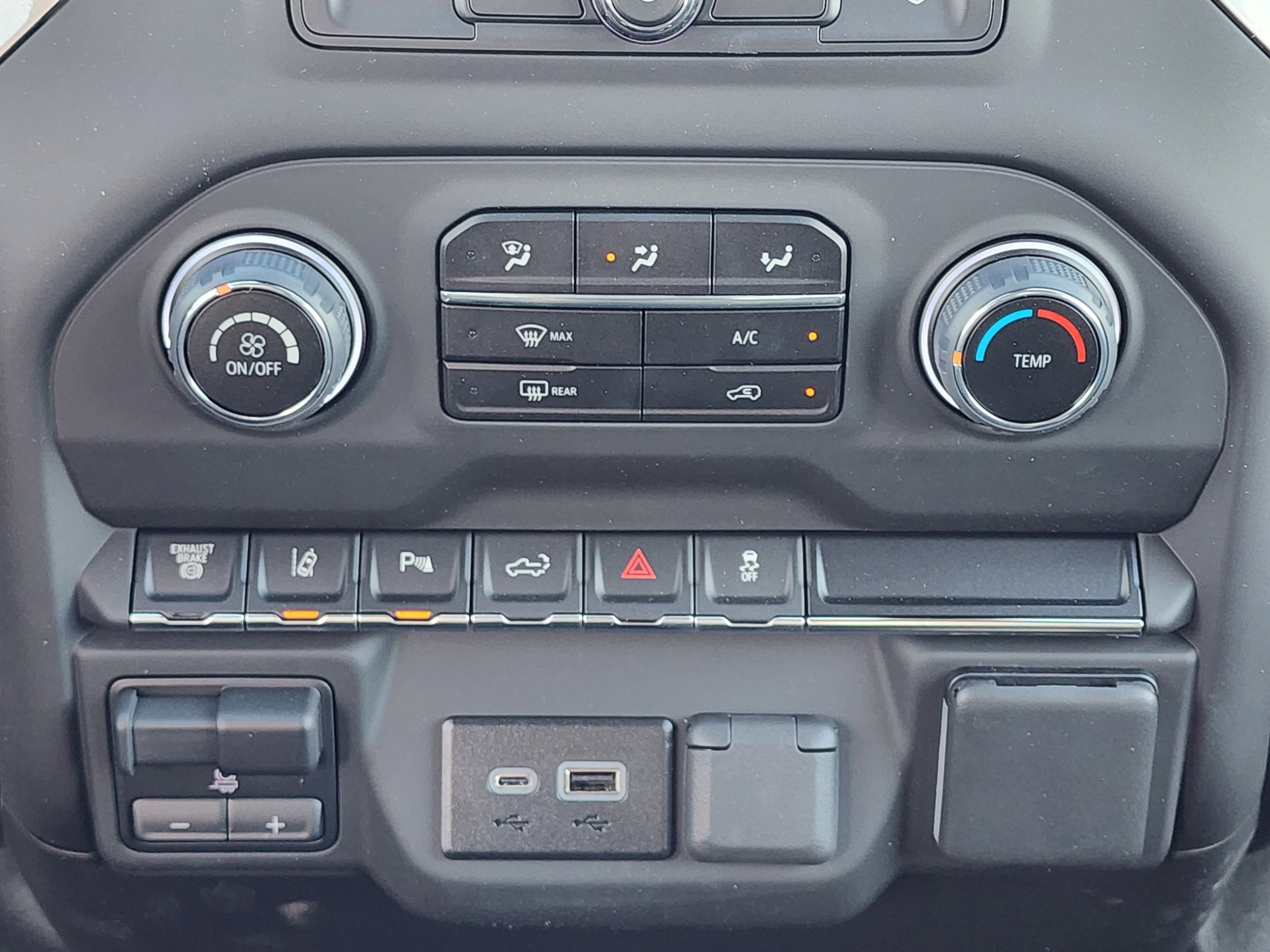 2025 Chevrolet Silverado 3500 HD WT