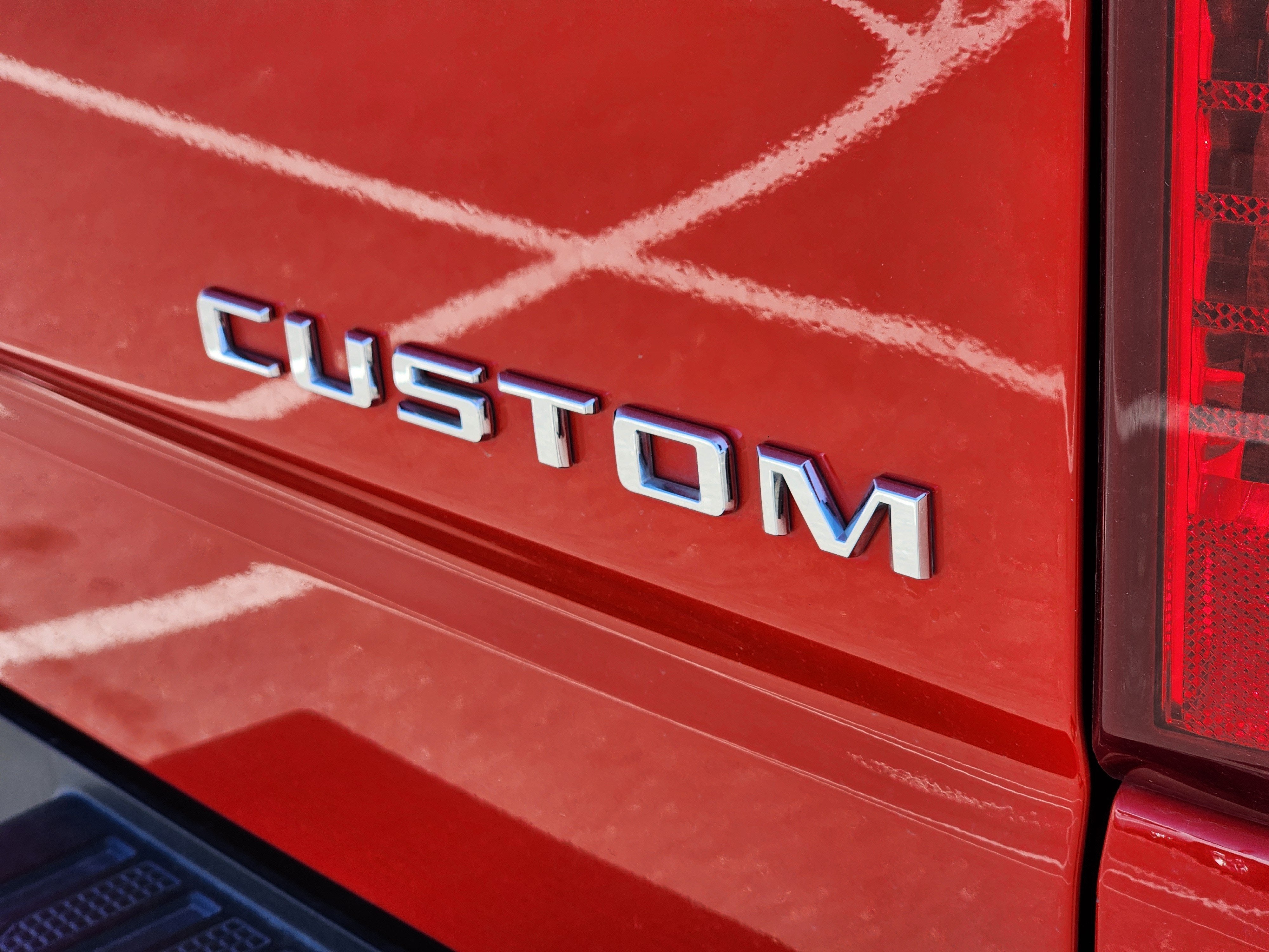 2022 Chevrolet Silverado 1500 Custom