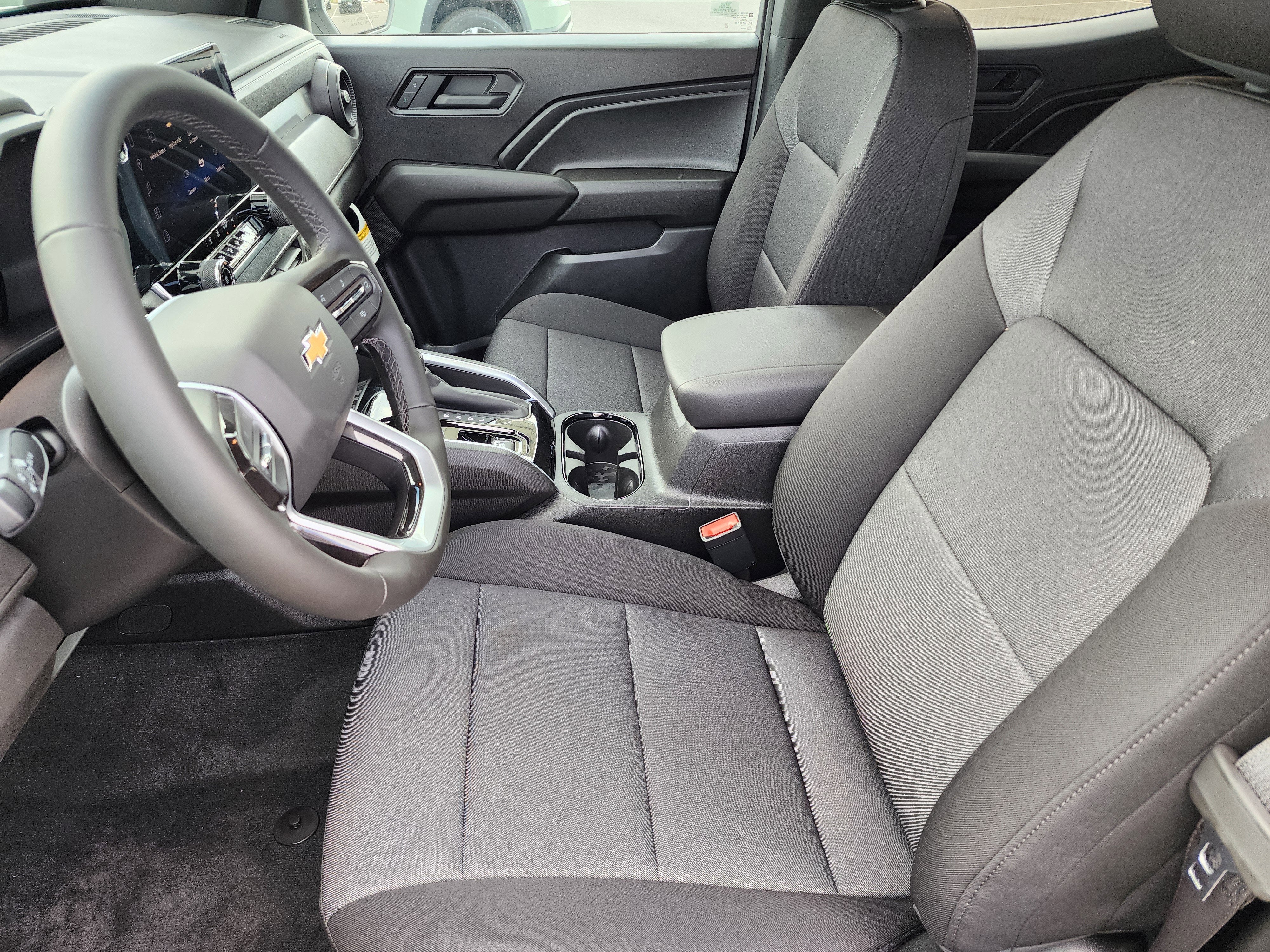 2025 Chevrolet Colorado WT/LT