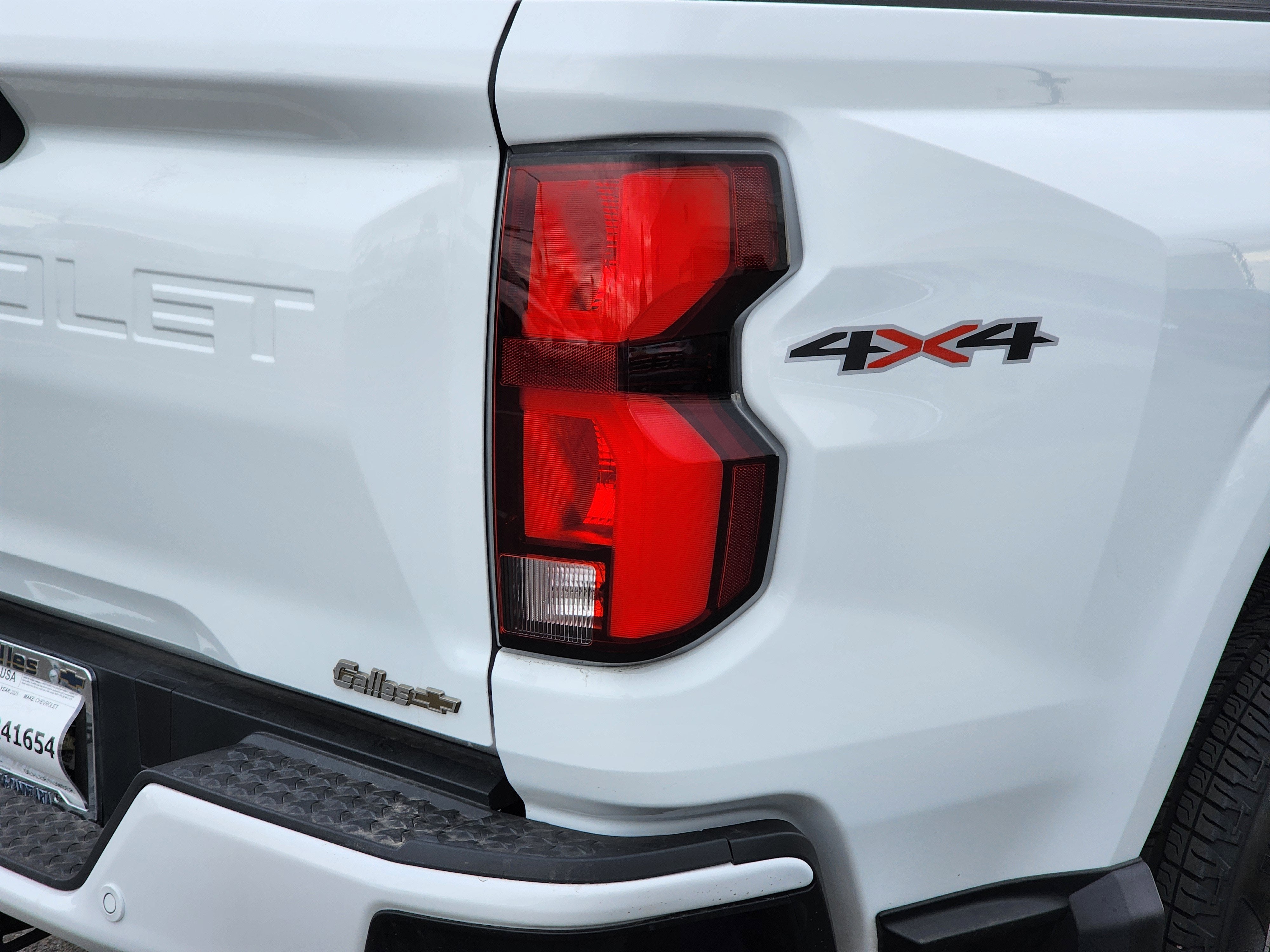 2025 Chevrolet Colorado WT/LT