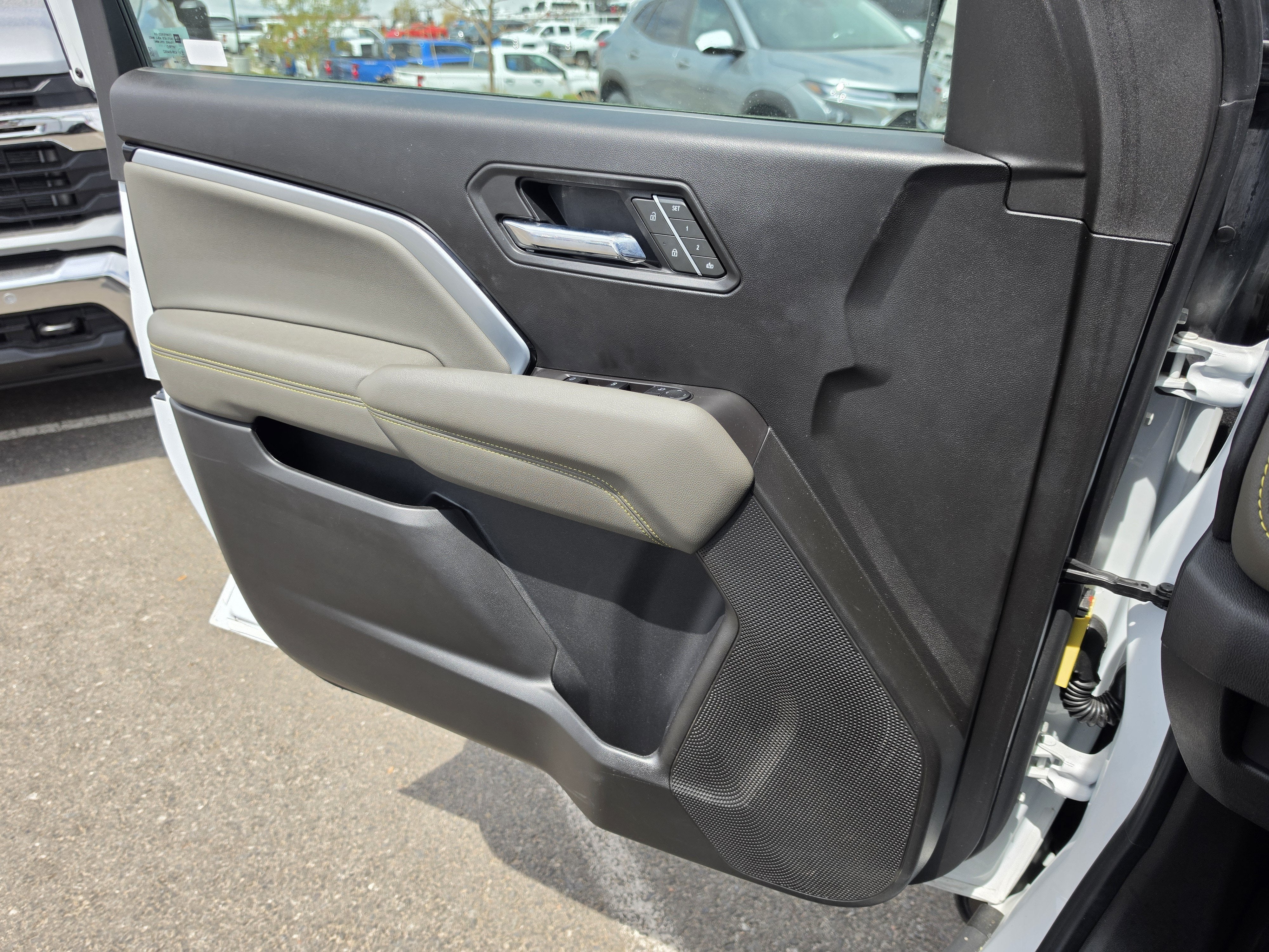 2025 Chevrolet Colorado ZR2