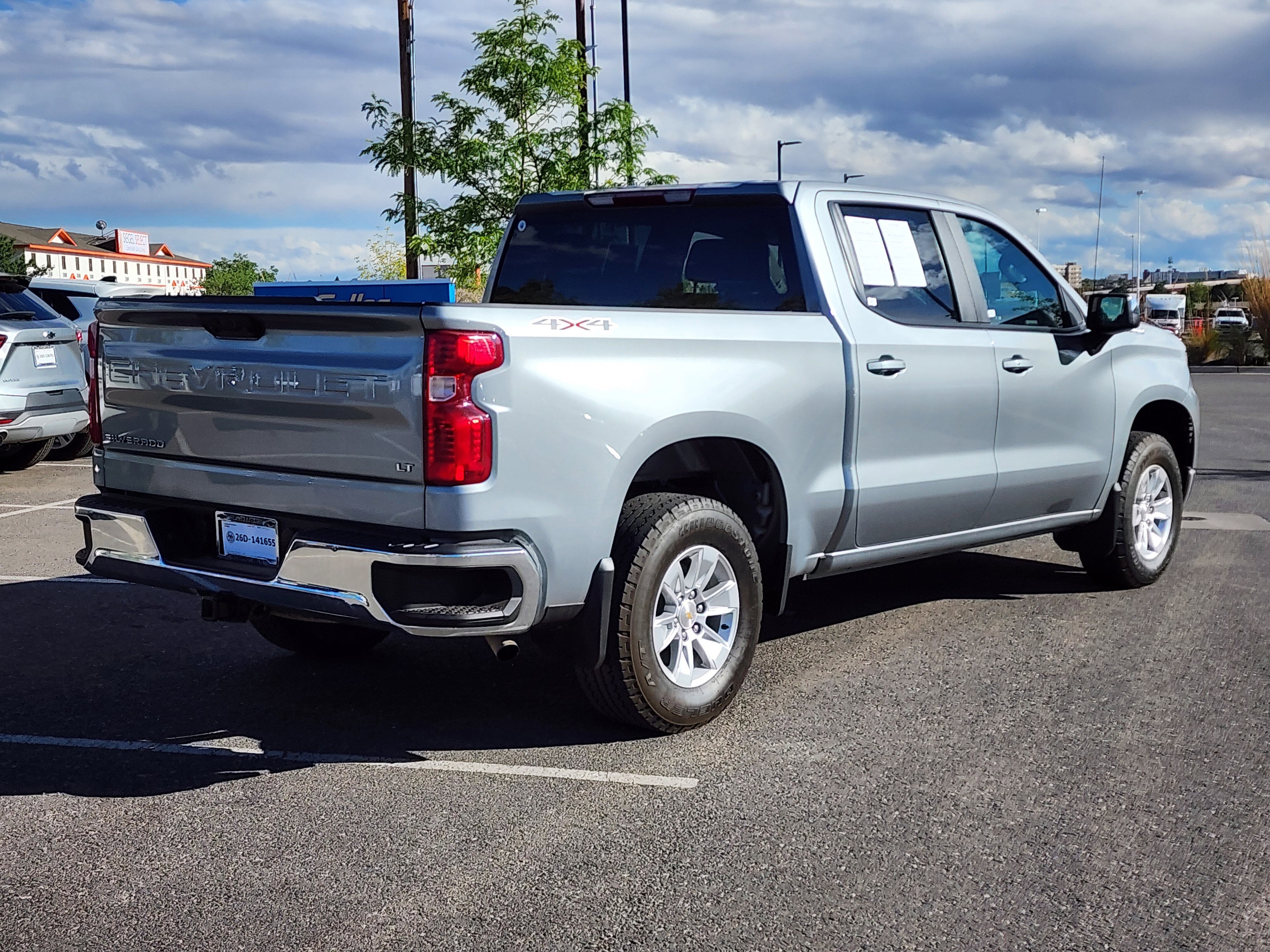 2025 Chevrolet Silverado 1500 LT