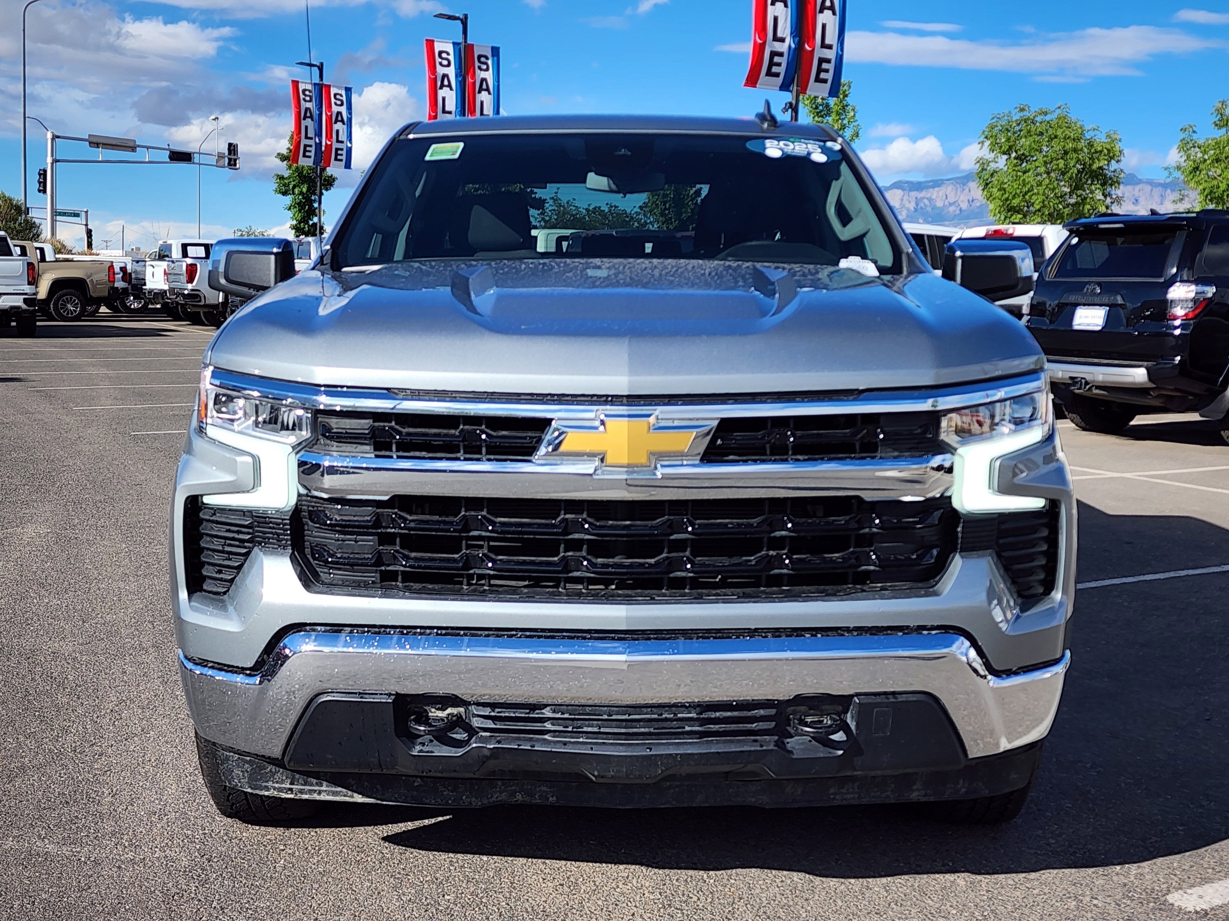 2025 Chevrolet Silverado 1500 LT