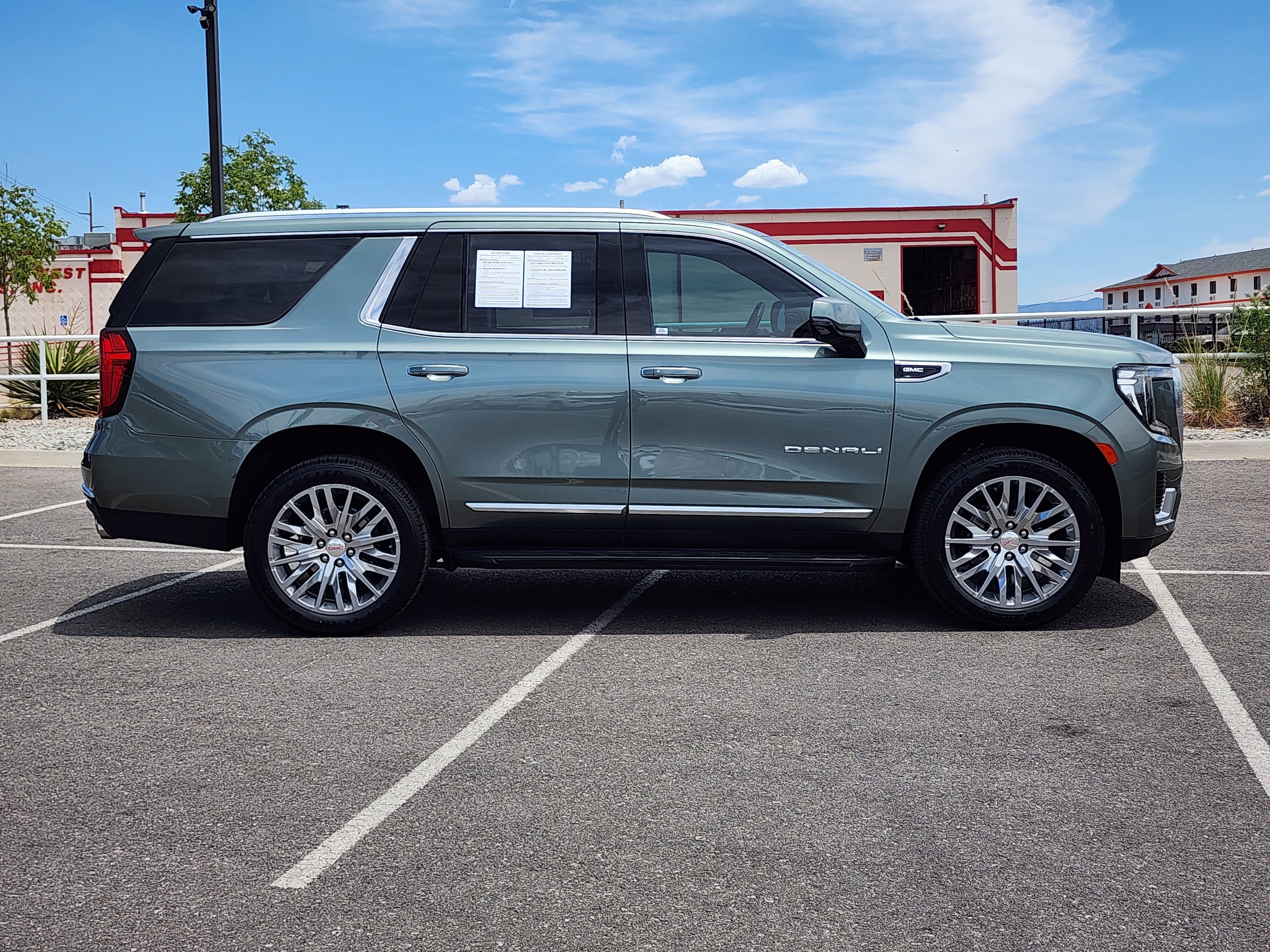 2024 GMC Yukon Denali