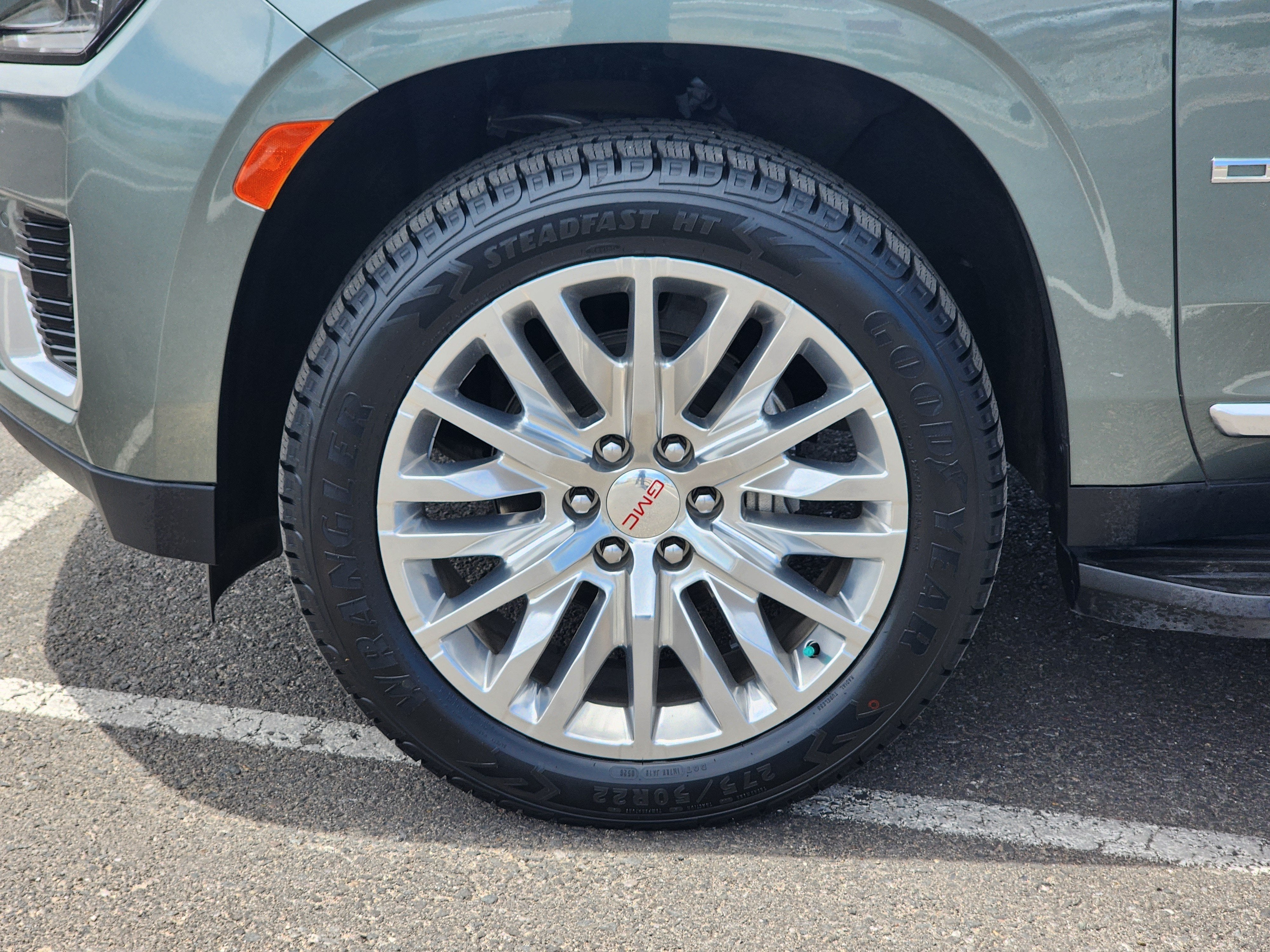 2024 GMC Yukon Denali