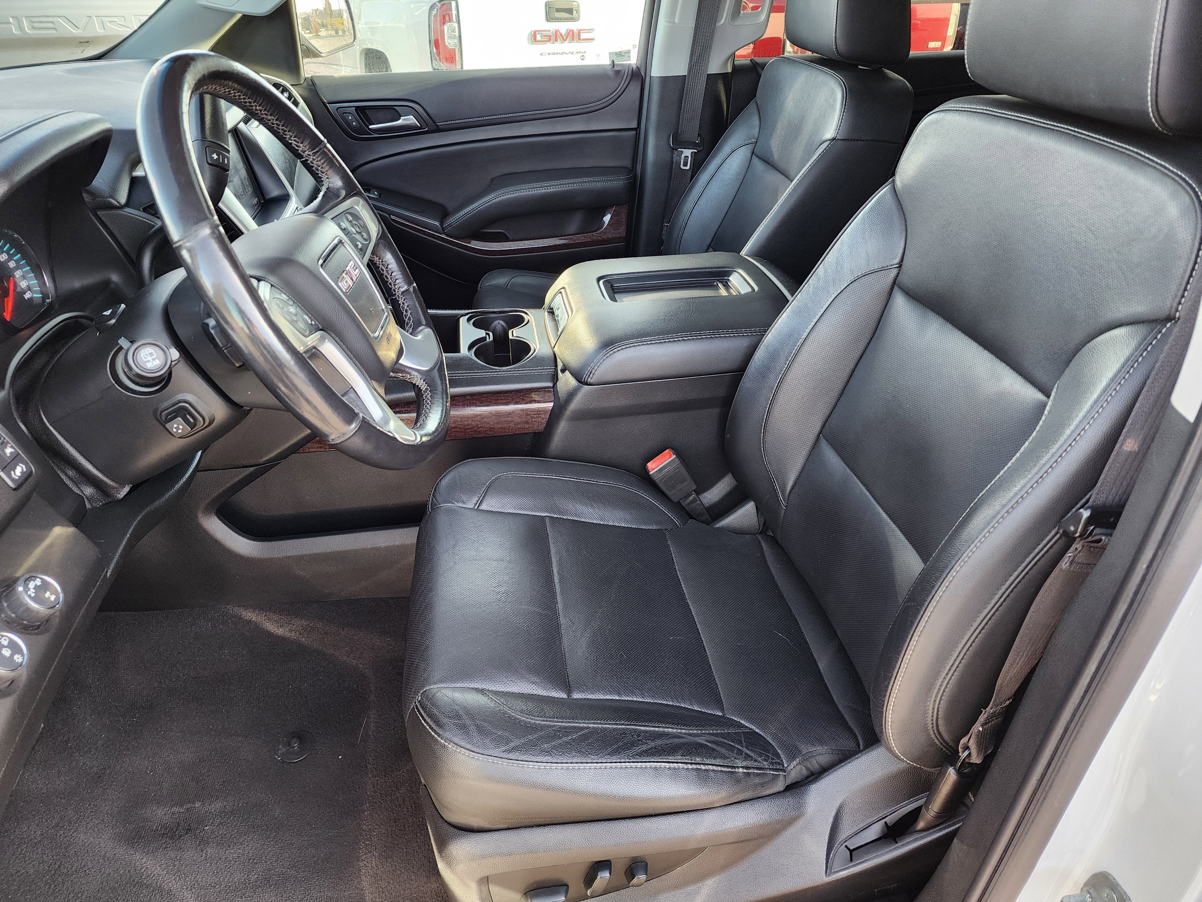 2020 GMC Yukon XL SLT