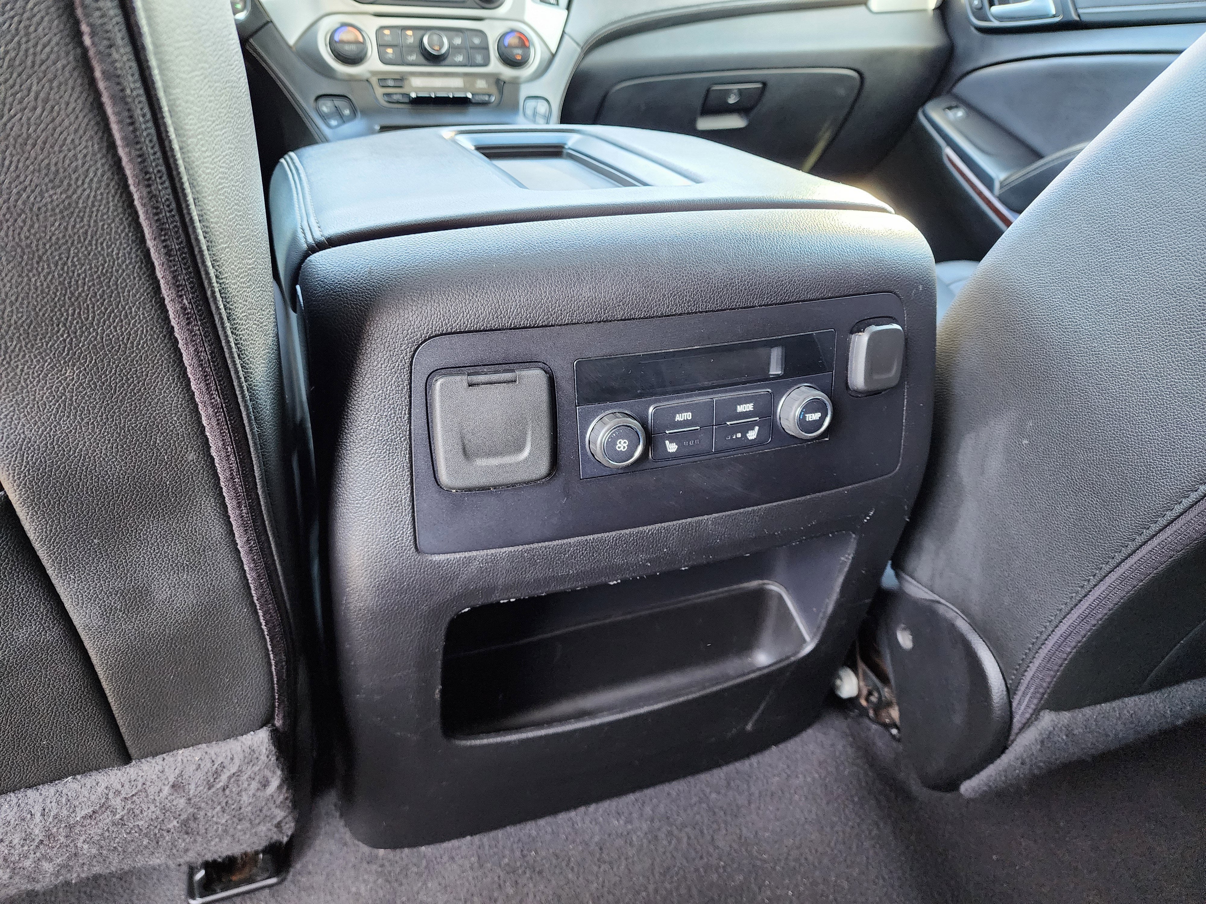 2020 GMC Yukon XL SLT