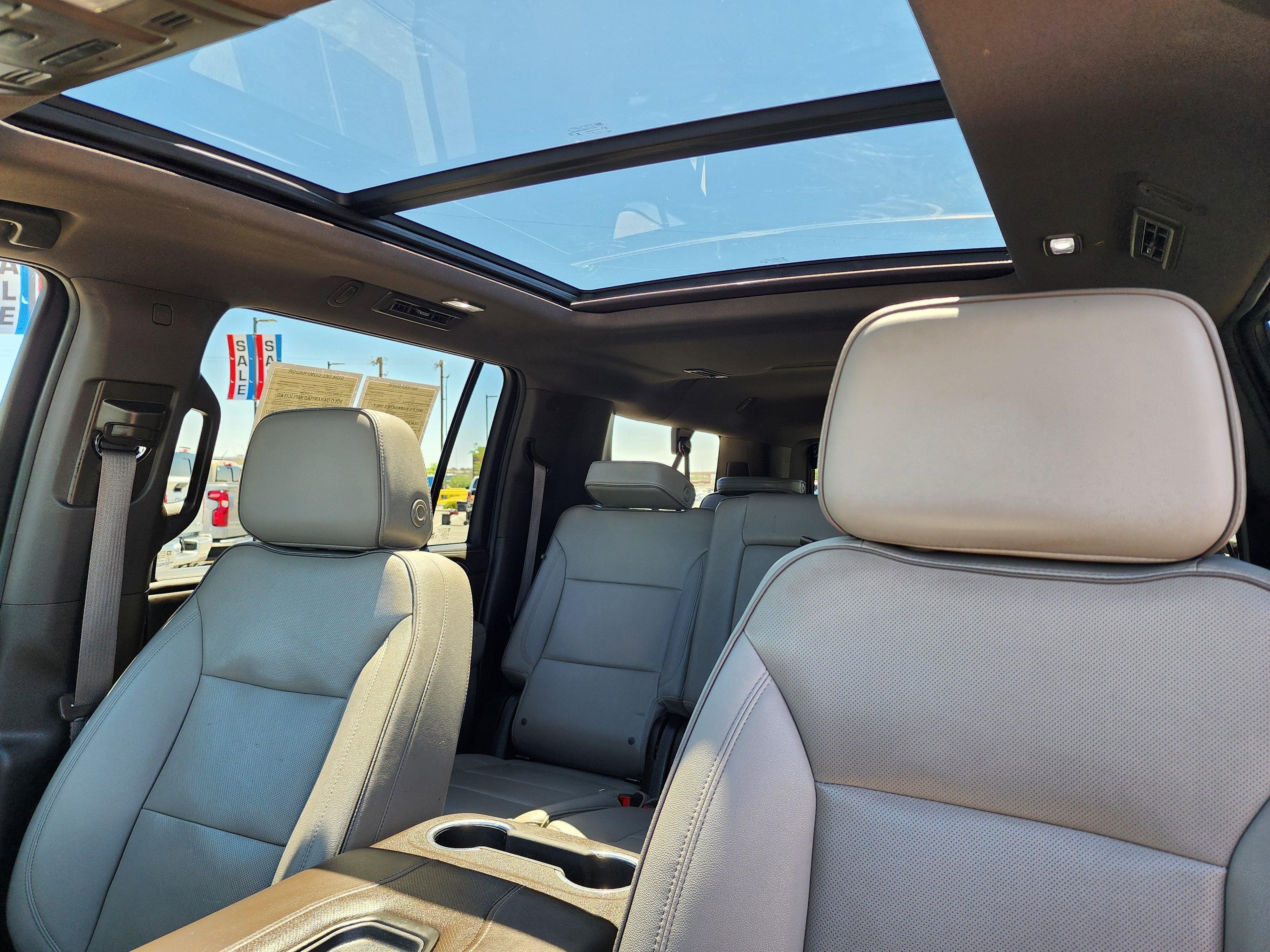 2023 GMC Yukon XL SLT