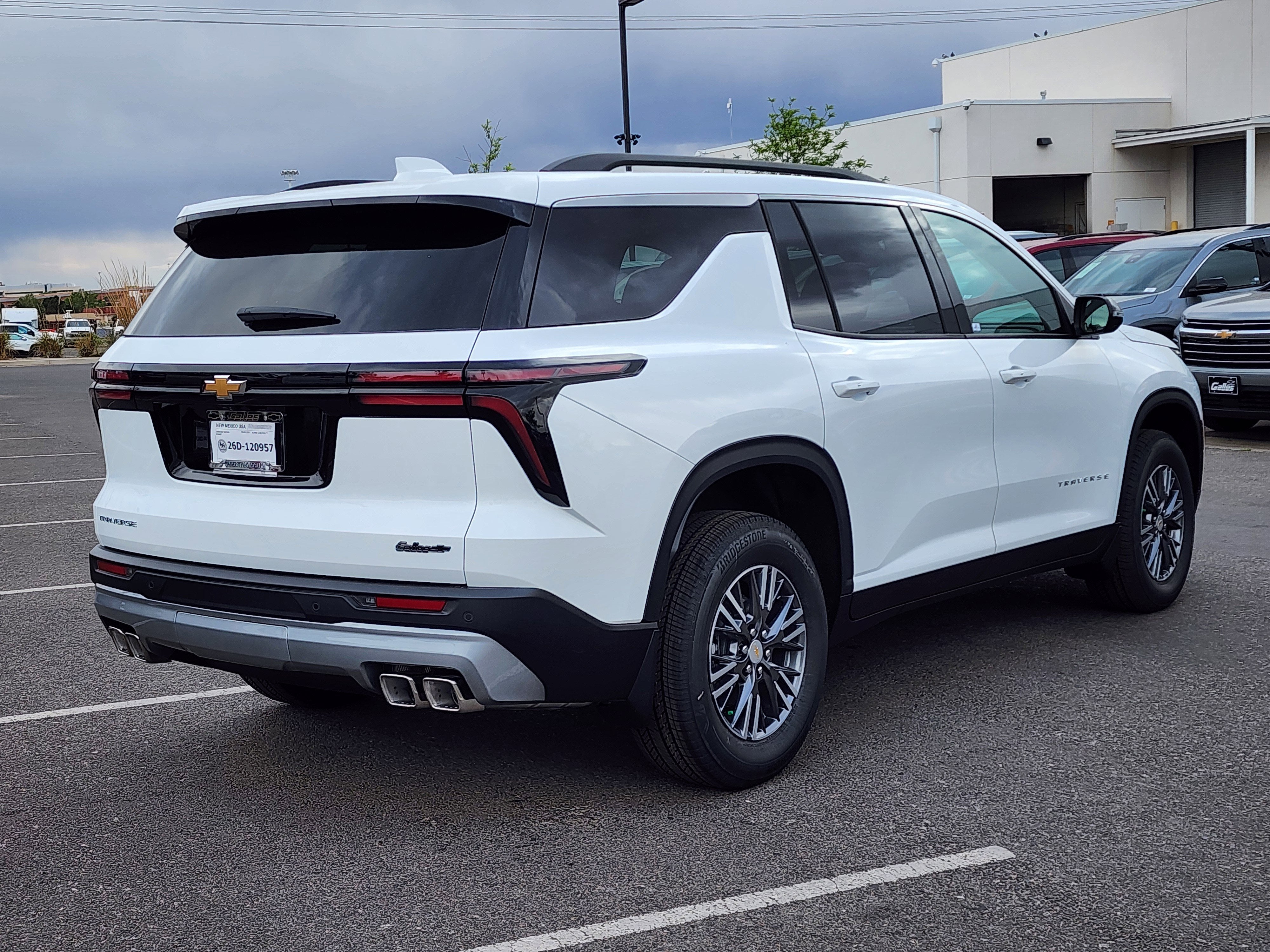2026 Chevrolet Traverse LT