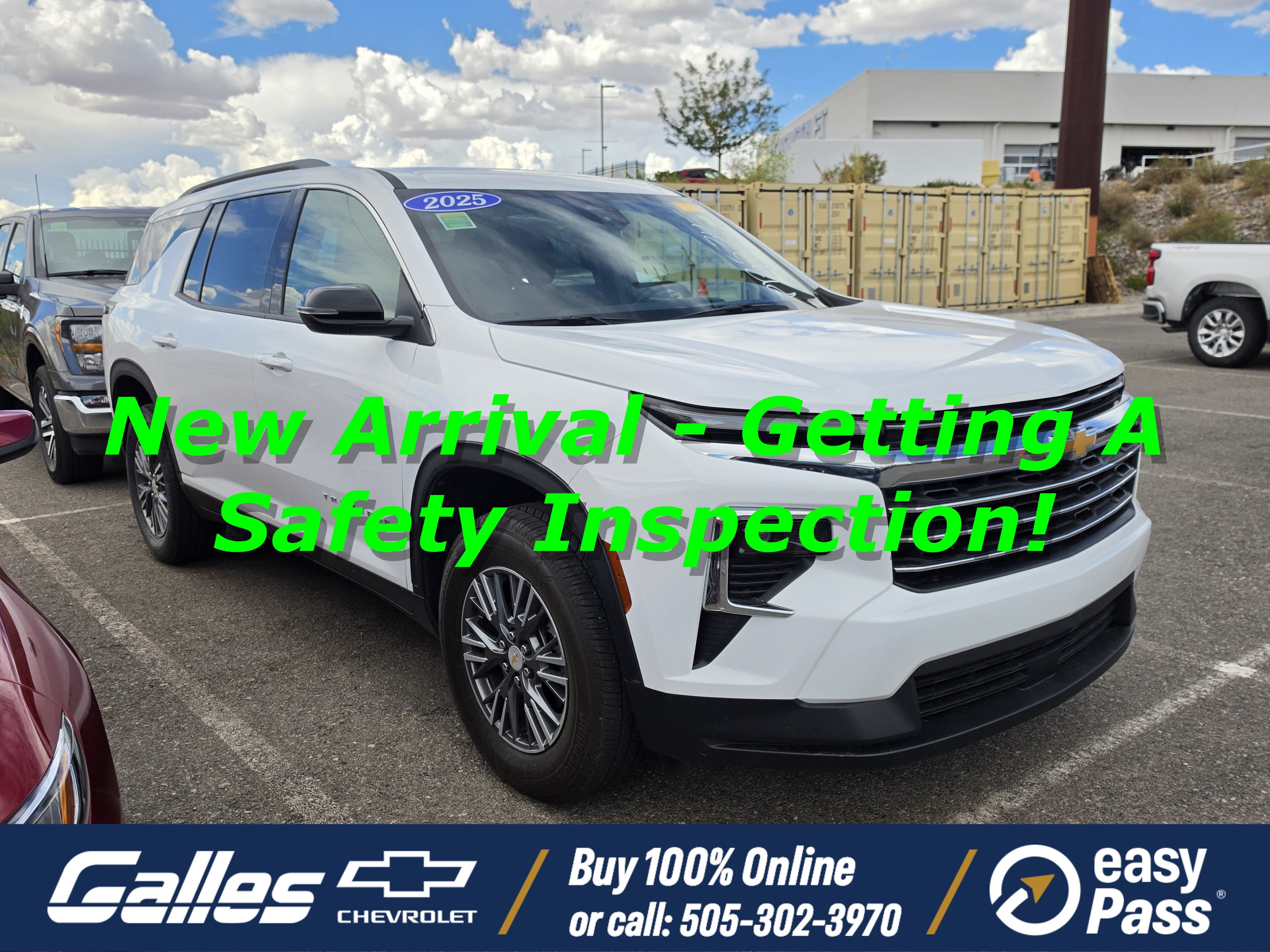 2025 Chevrolet Traverse LT