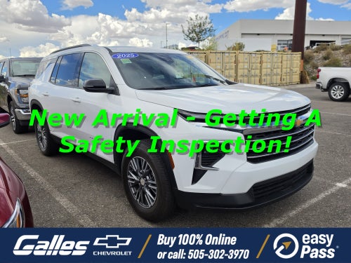 2025 Chevrolet Traverse LT