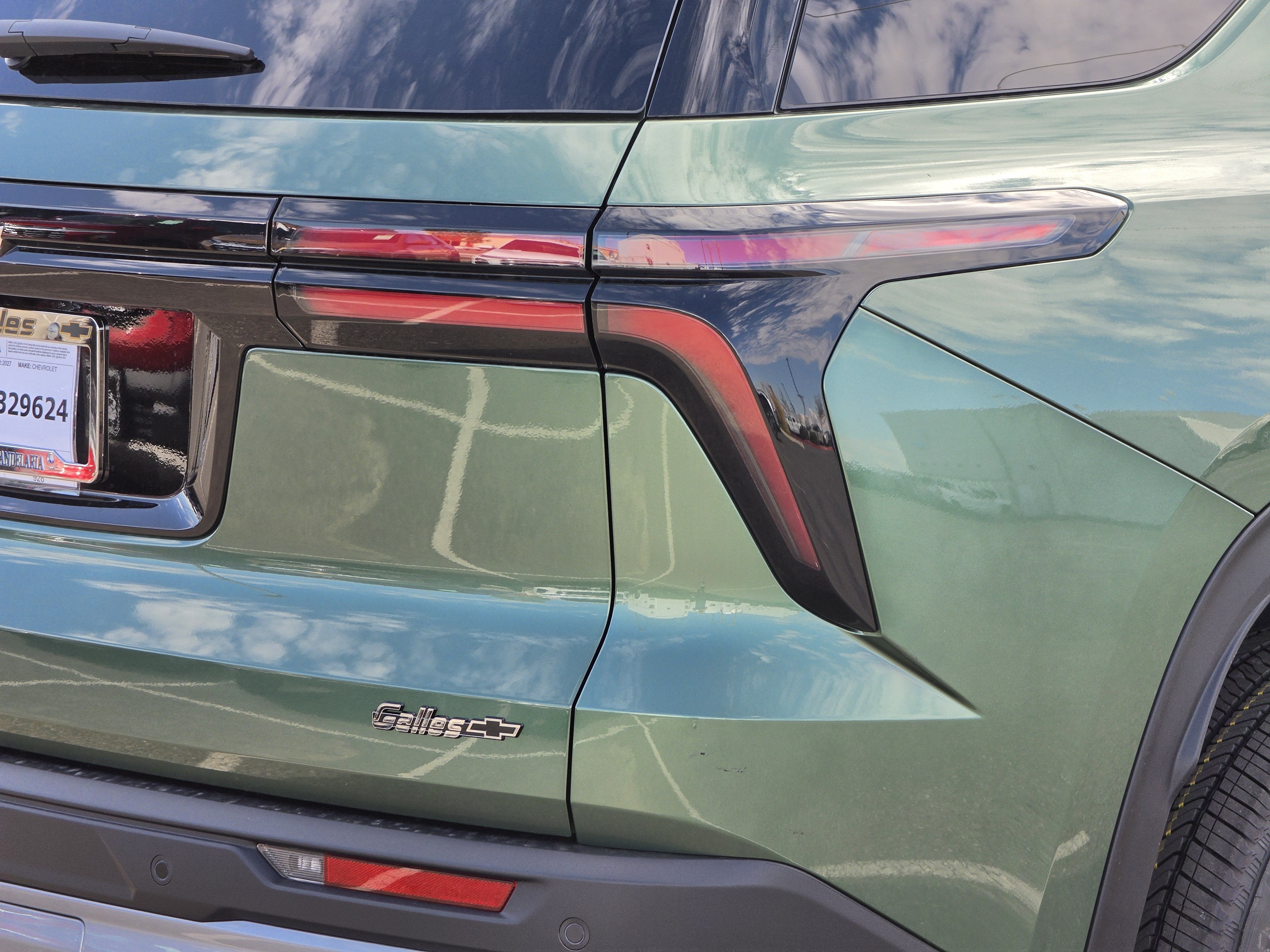 2027 Chevrolet Traverse LT