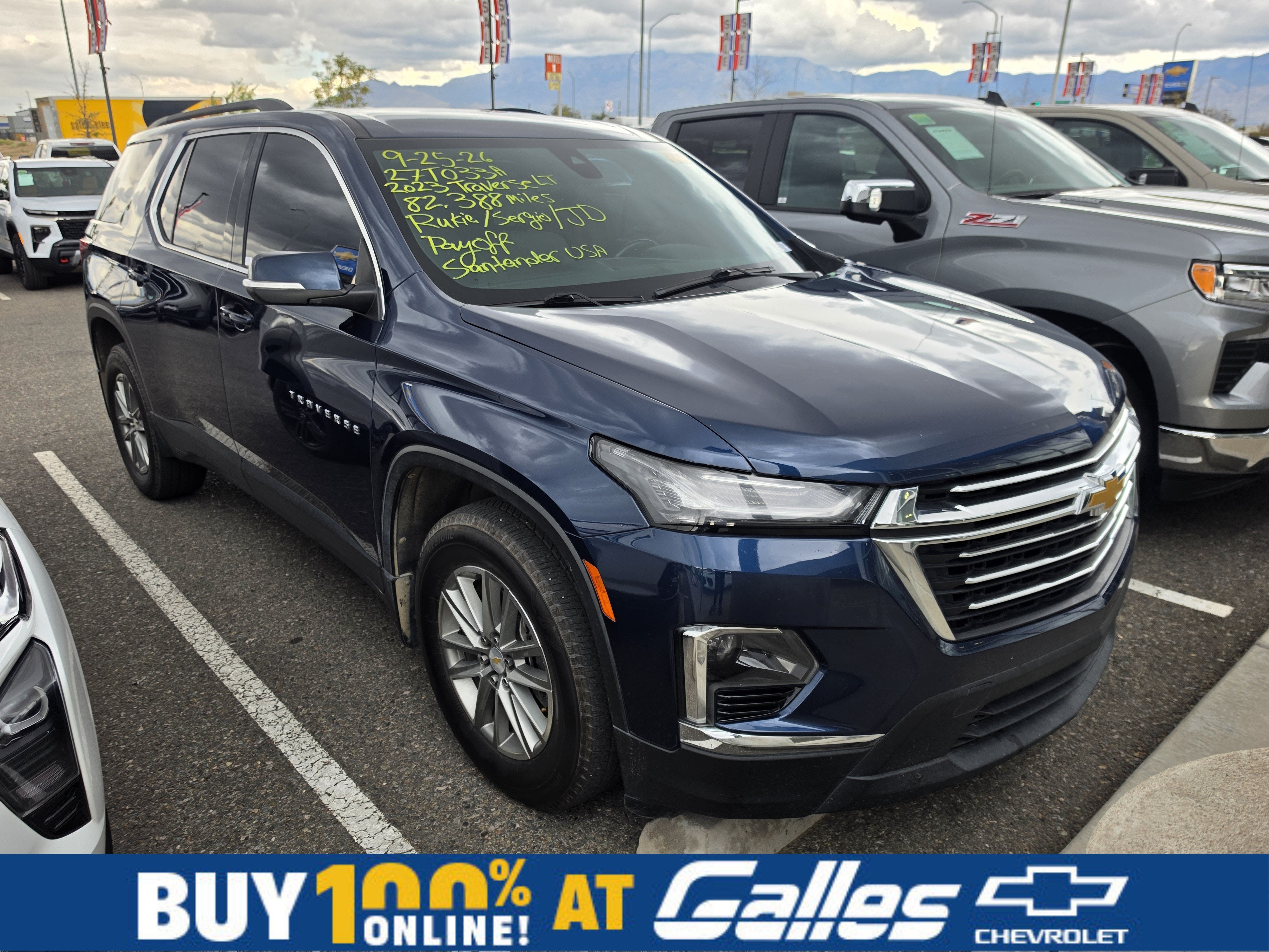 2023 Chevrolet Traverse LT Cloth