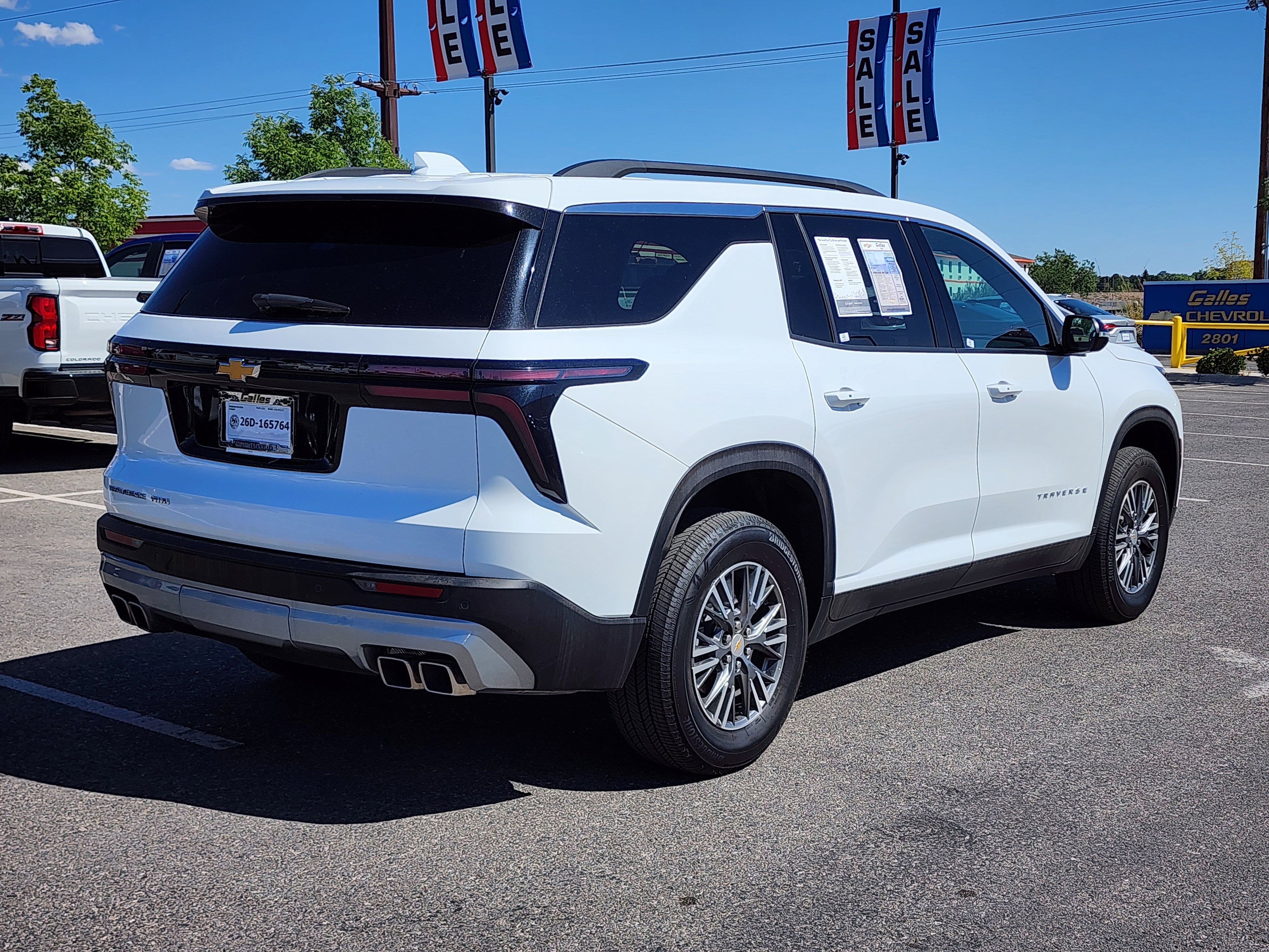 2025 Chevrolet Traverse LT