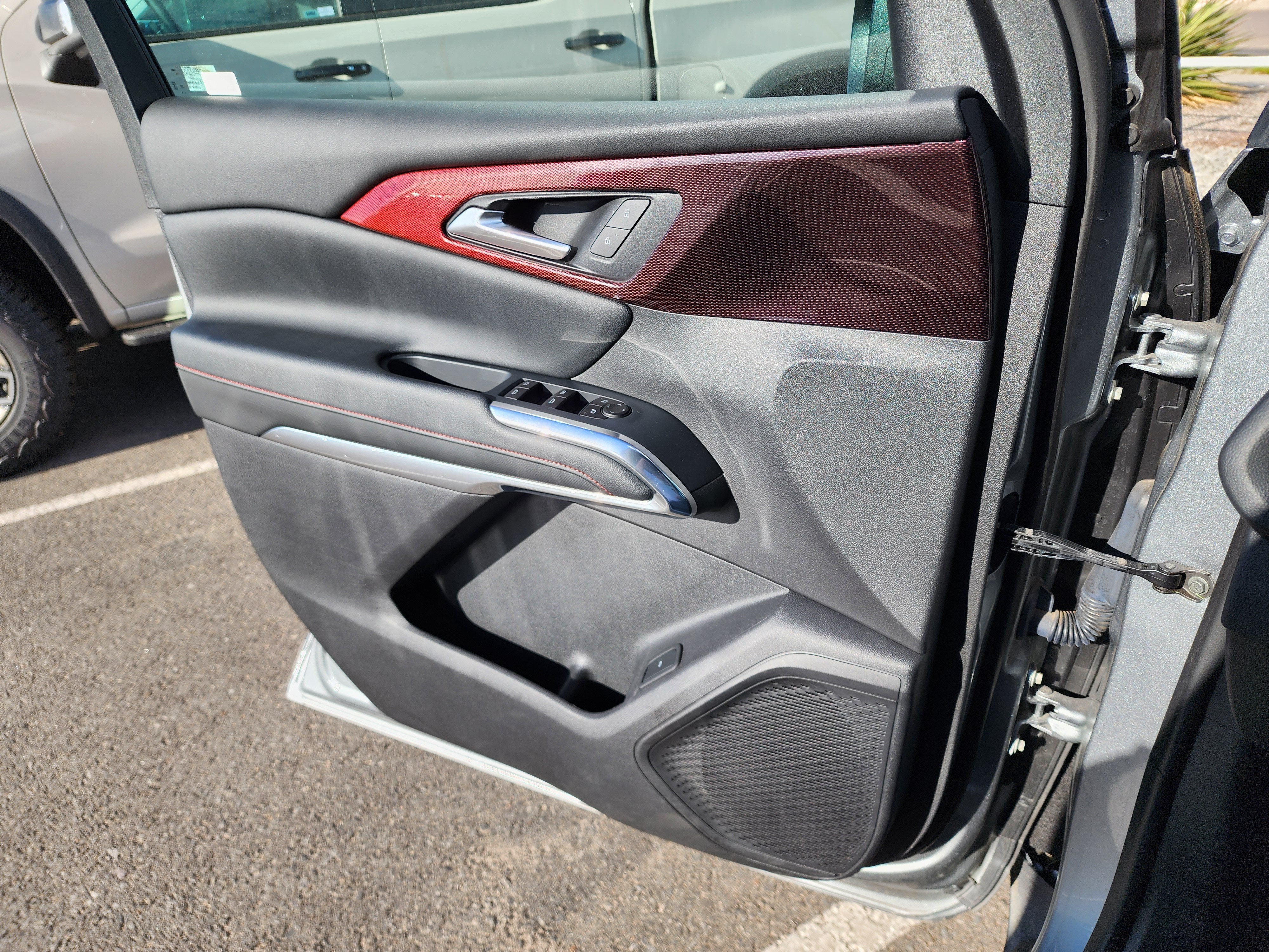 2025 Chevrolet Traverse Z71