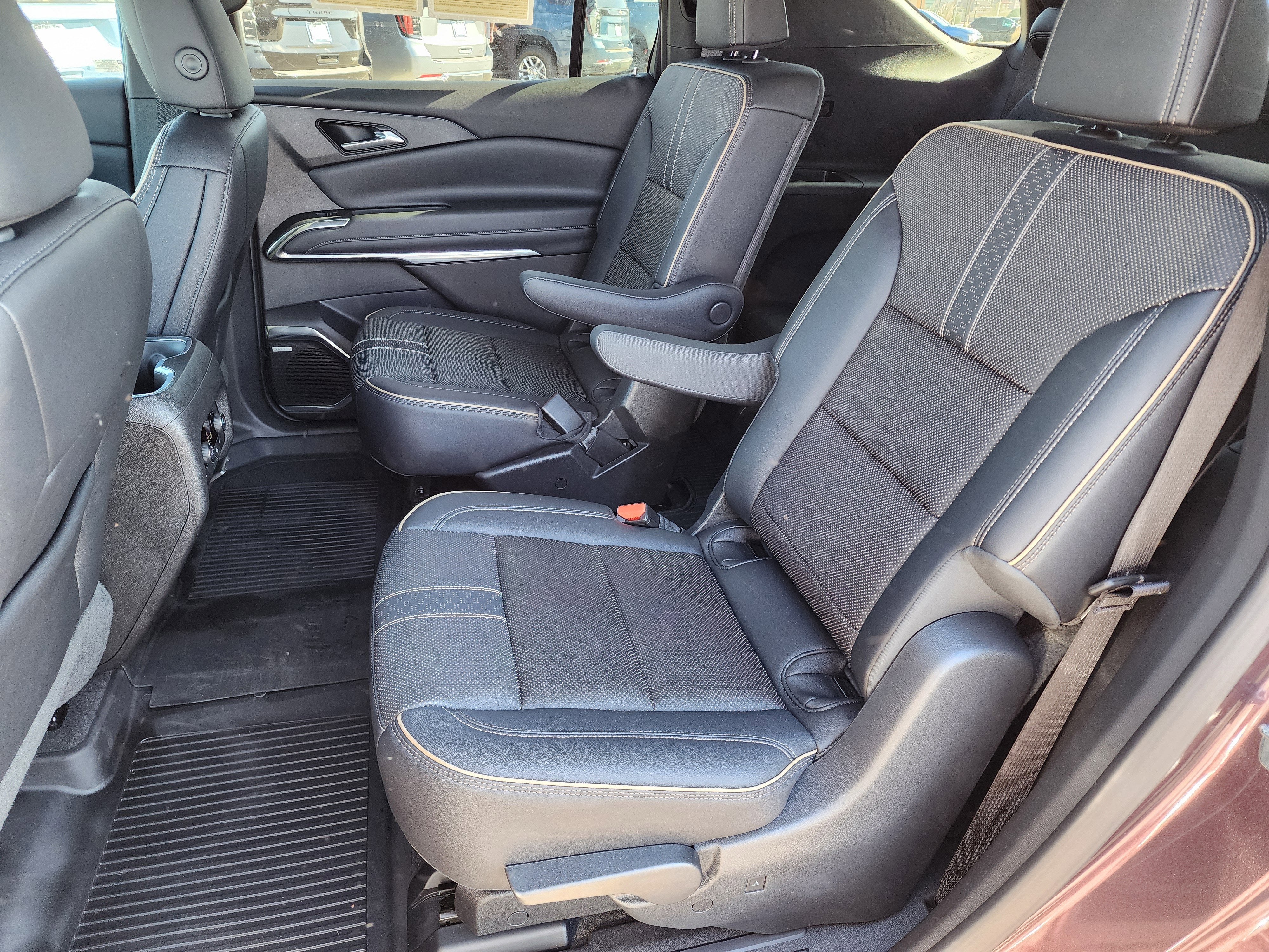 2025 Chevrolet Traverse High Country