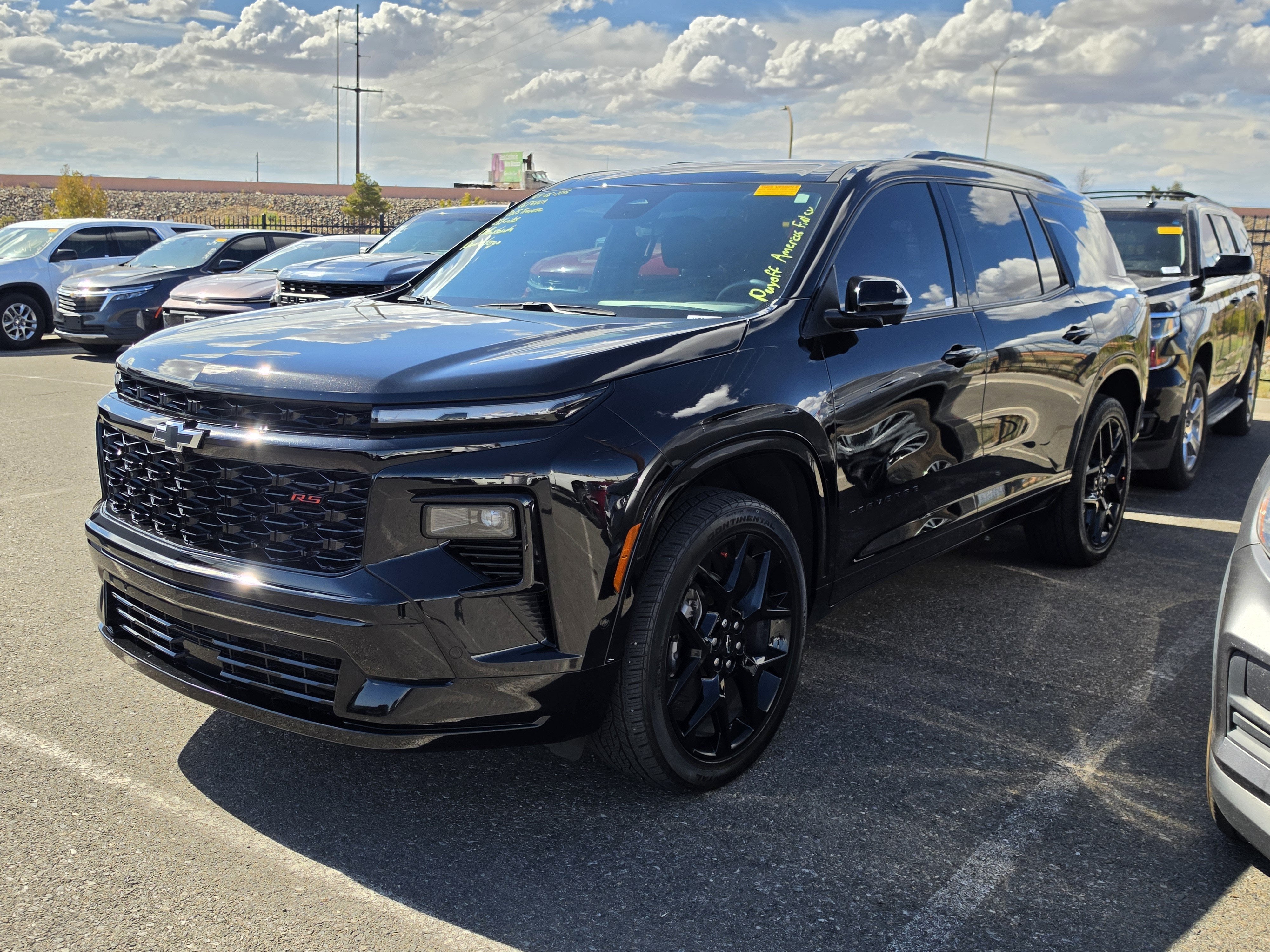 2025 Chevrolet Traverse RS