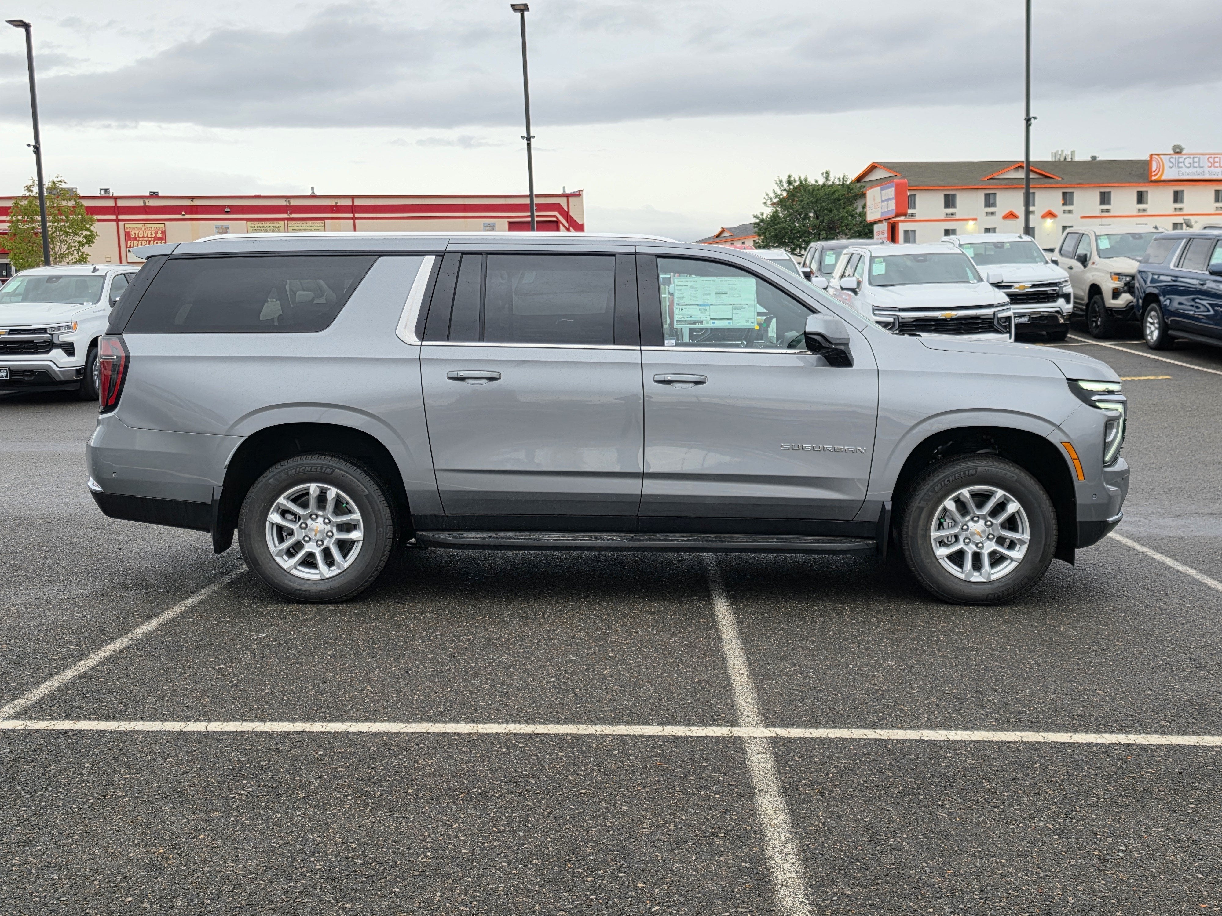 2027 Chevrolet Suburban LS