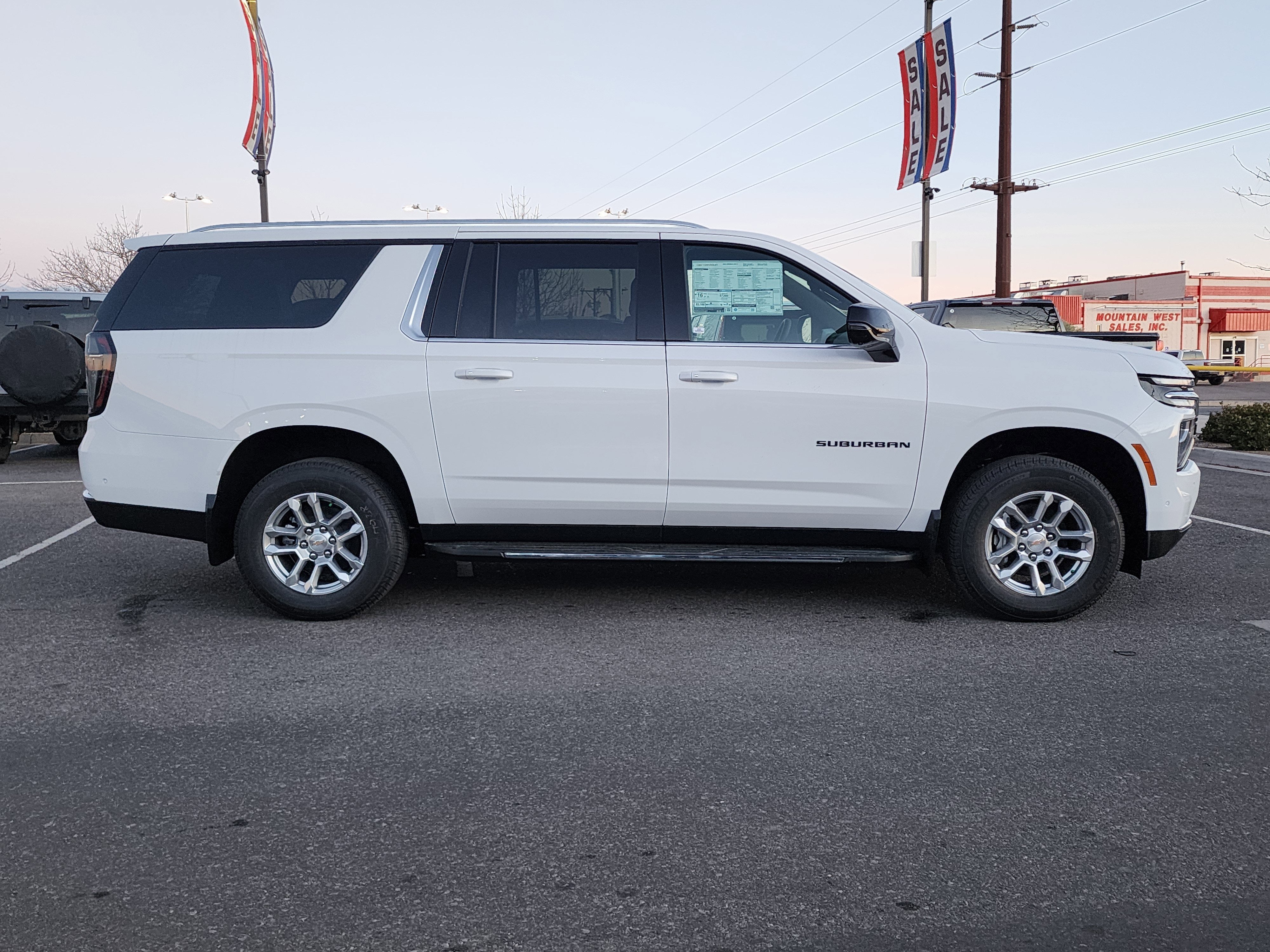 2026 Chevrolet Suburban LT