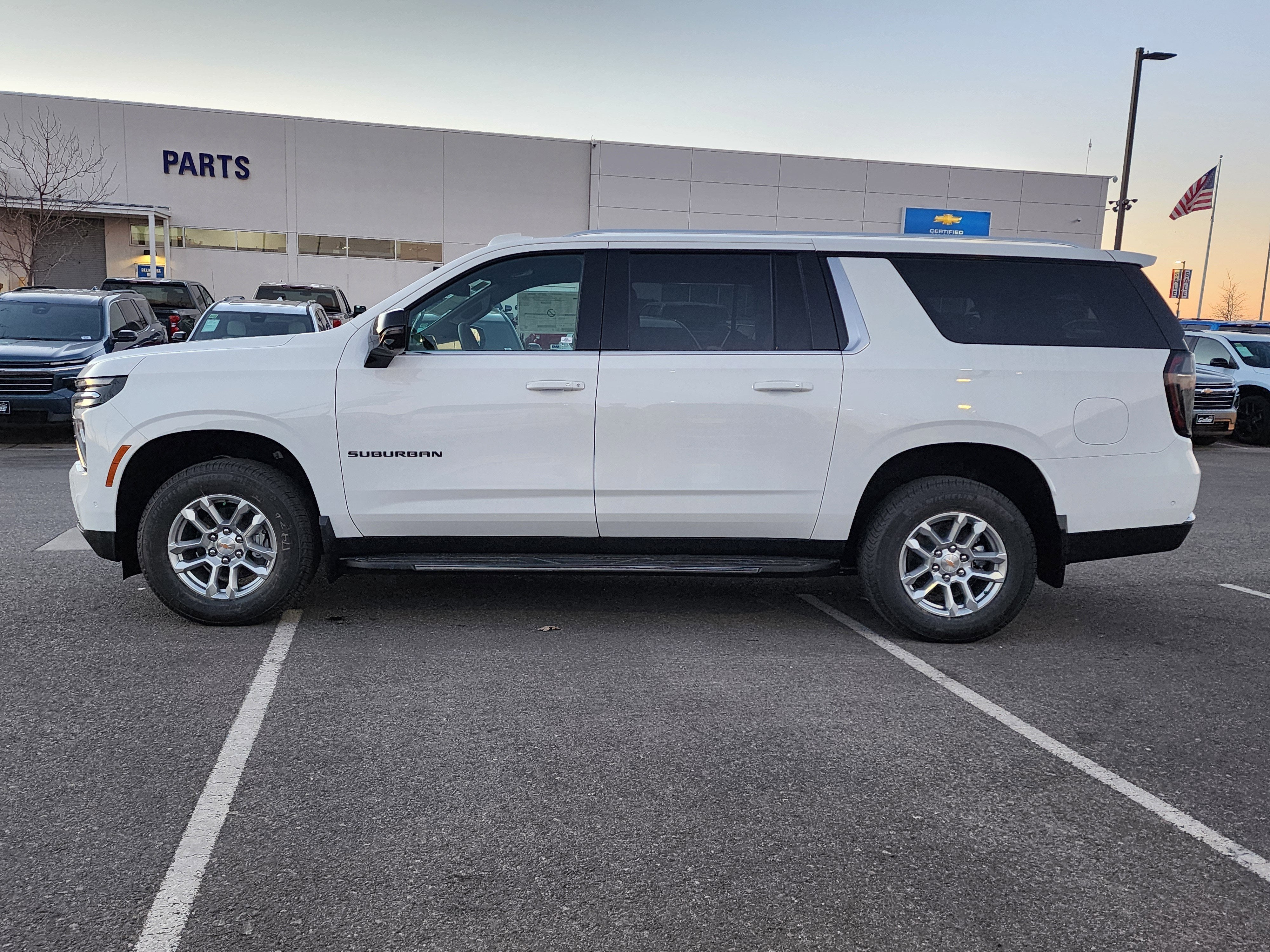 2026 Chevrolet Suburban LT