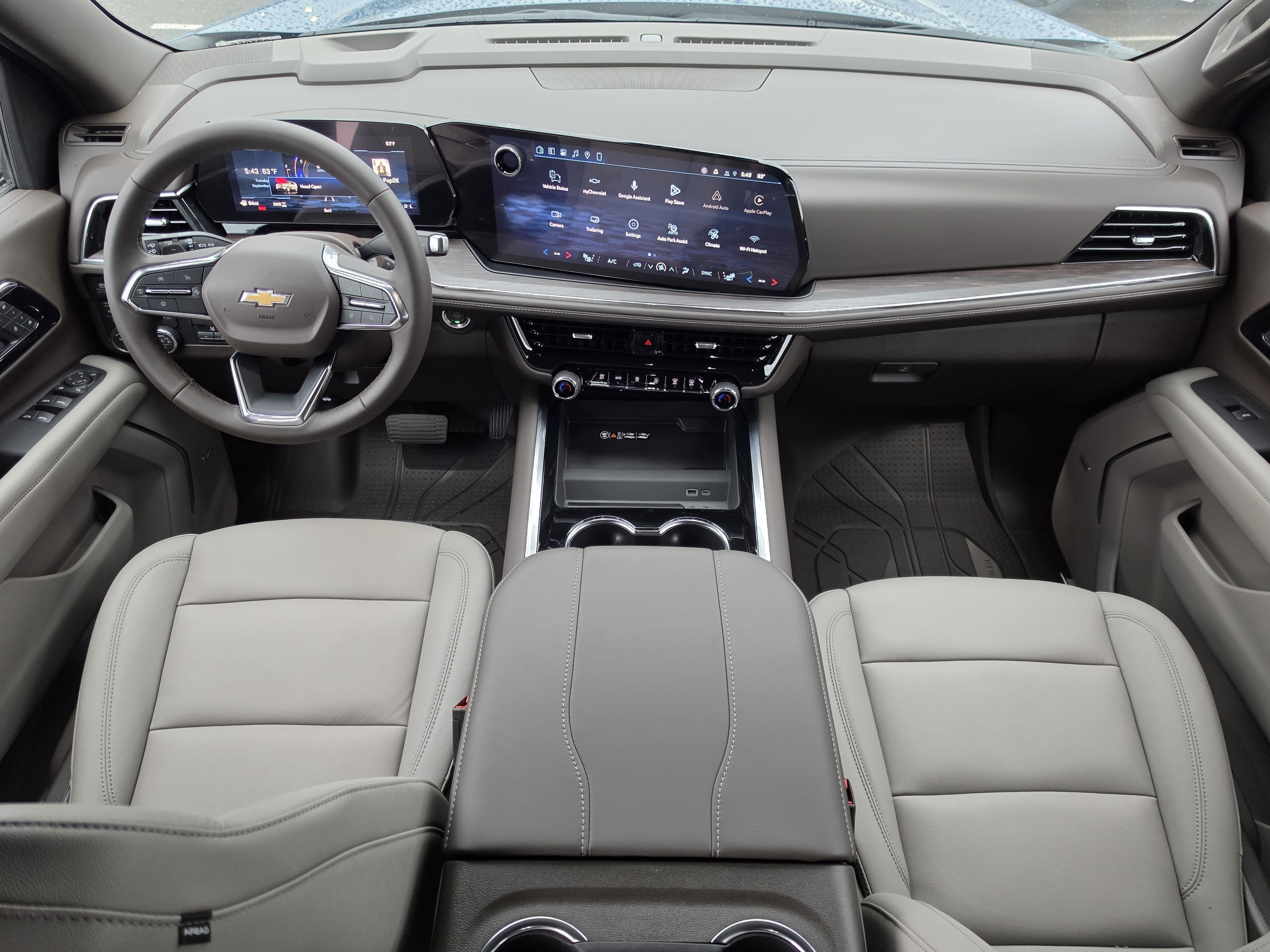 2027 Chevrolet Suburban LT