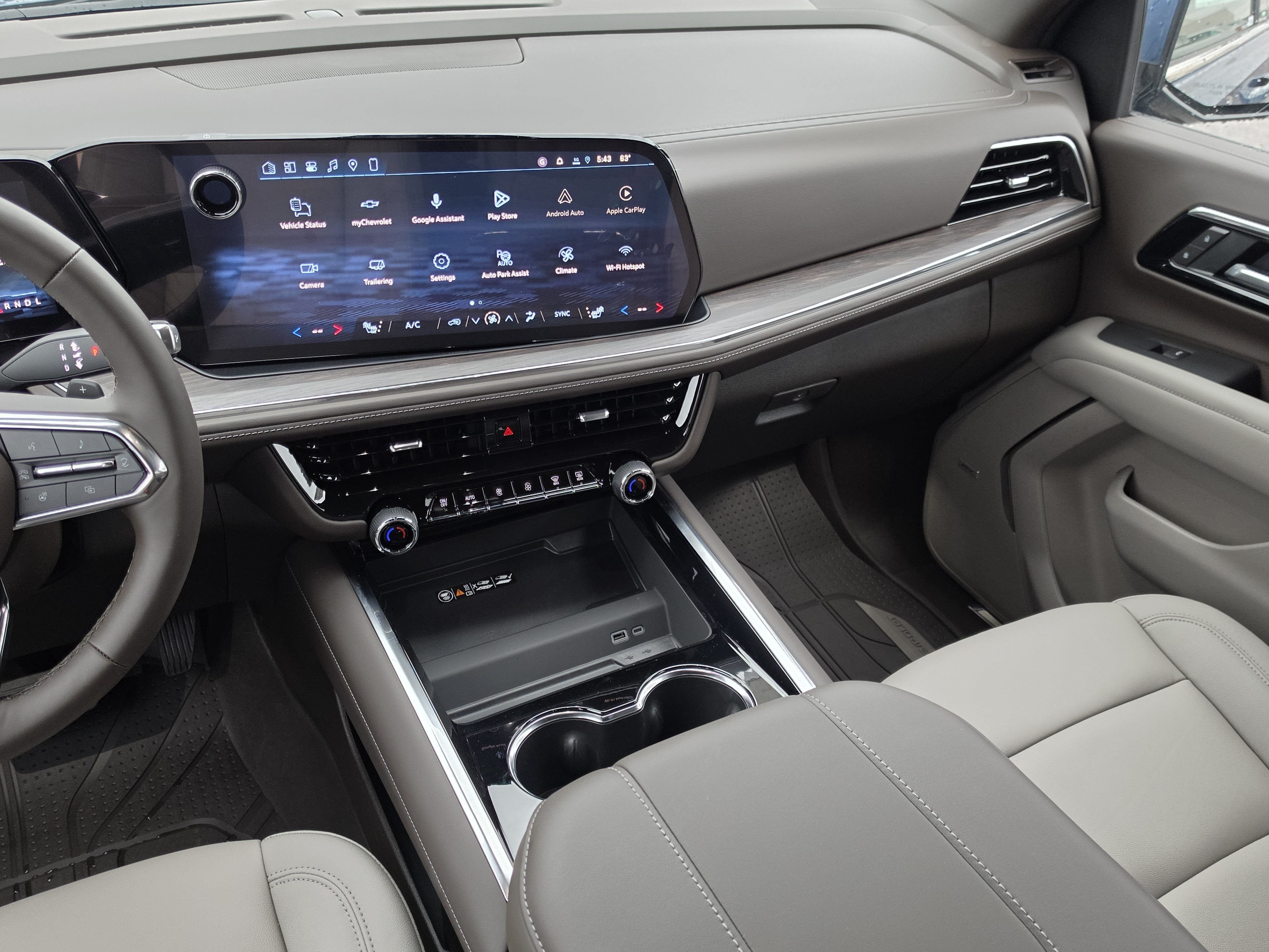 2027 Chevrolet Suburban LT