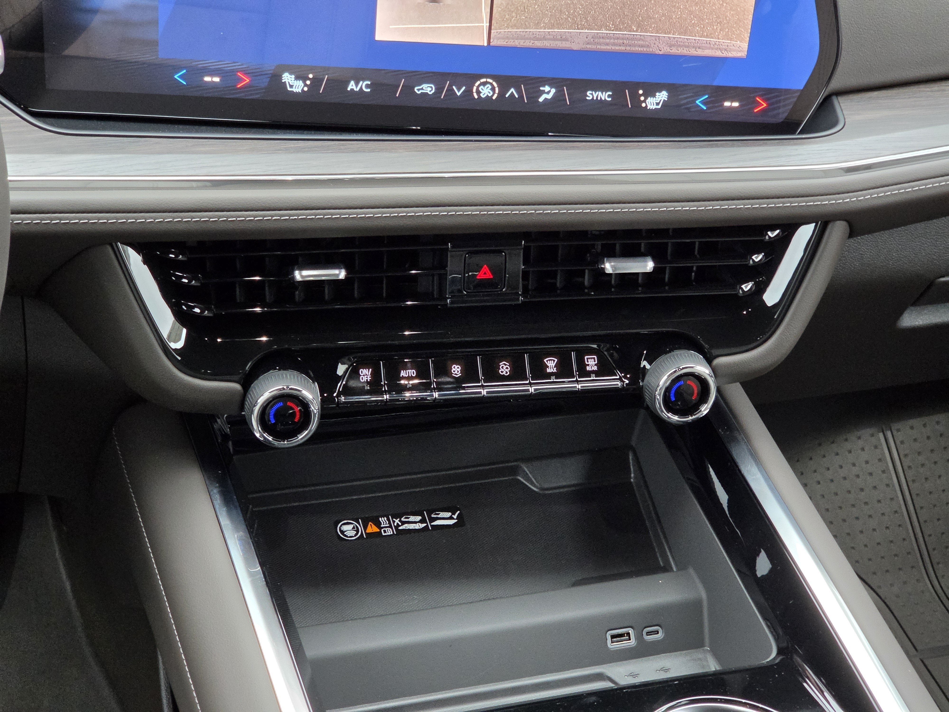 2027 Chevrolet Suburban LT