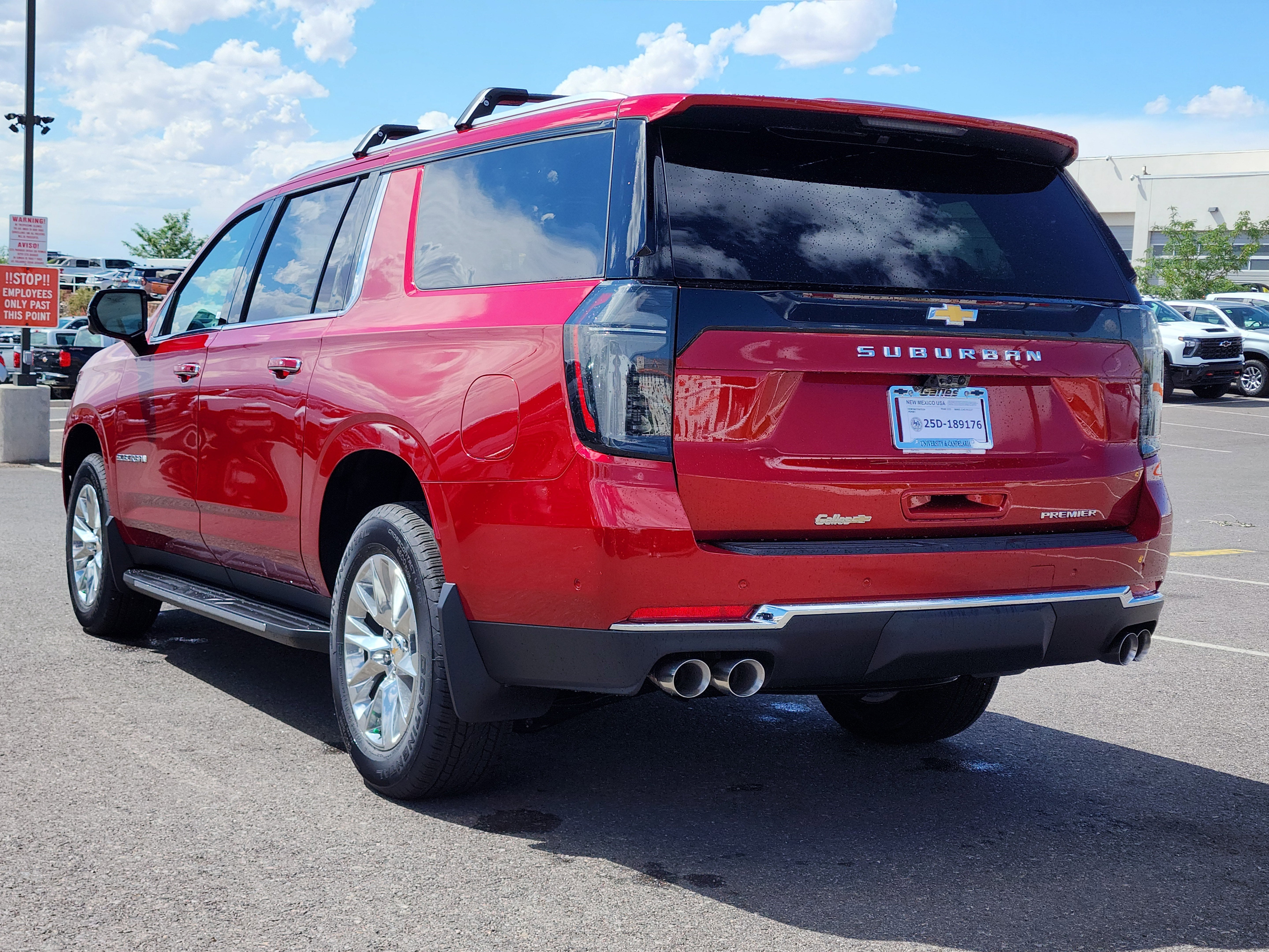 2025 Chevrolet Suburban Premier