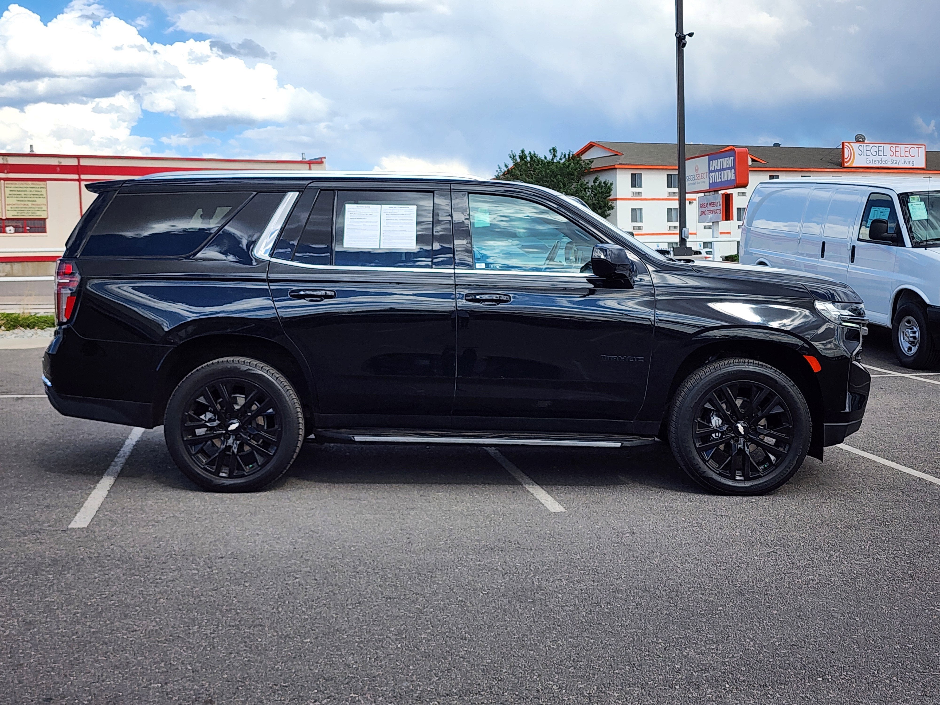 2023 Chevrolet Tahoe LS
