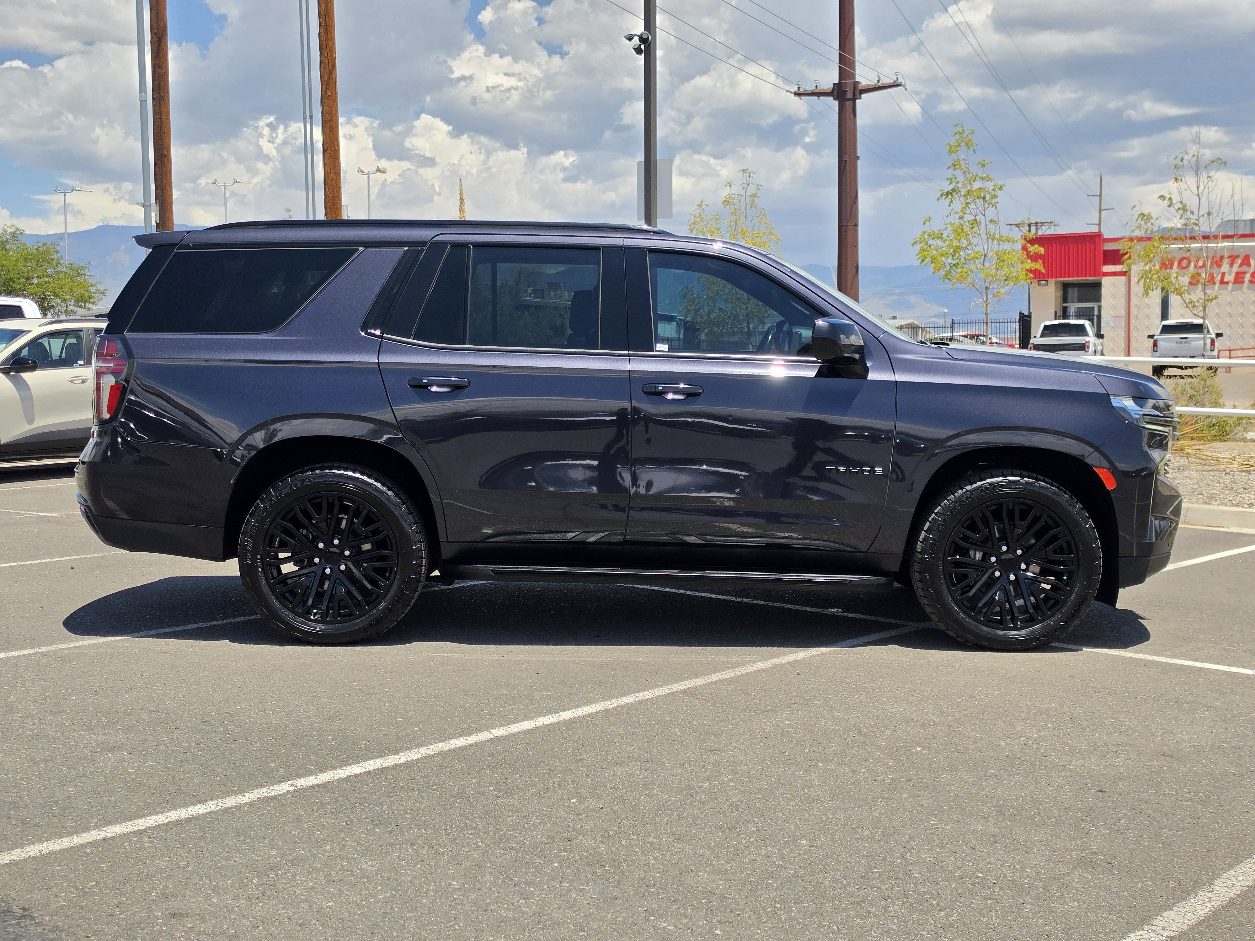 2022 Chevrolet Tahoe RST