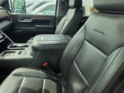 2025 GMC Sierra 2500 HD Denali