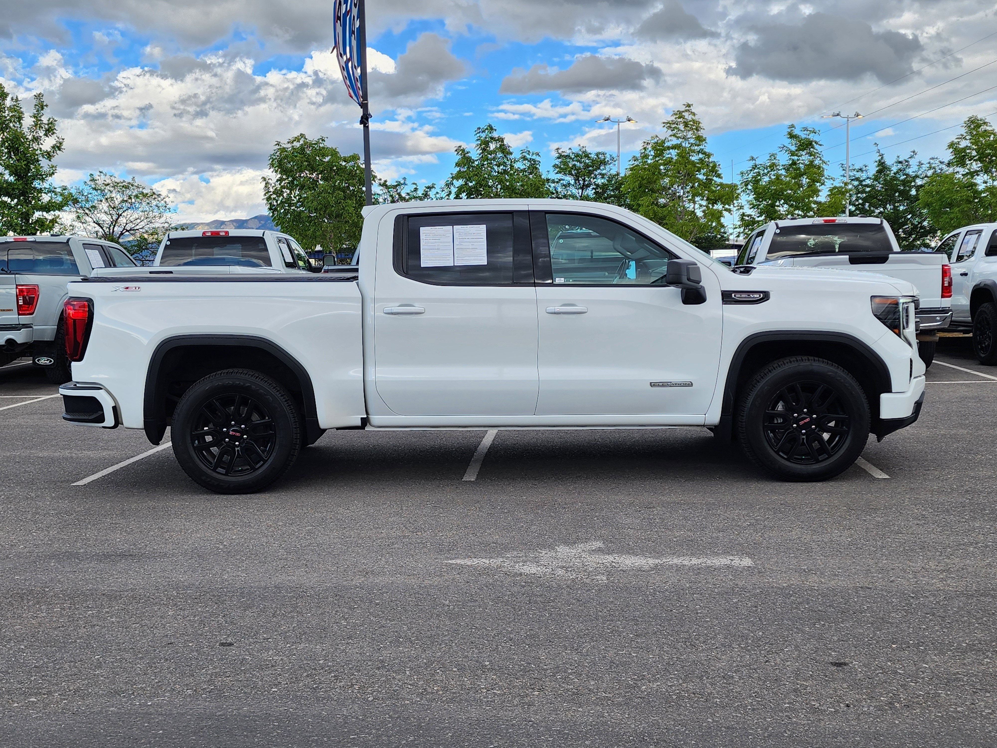 2022 GMC Sierra 1500 Elevation