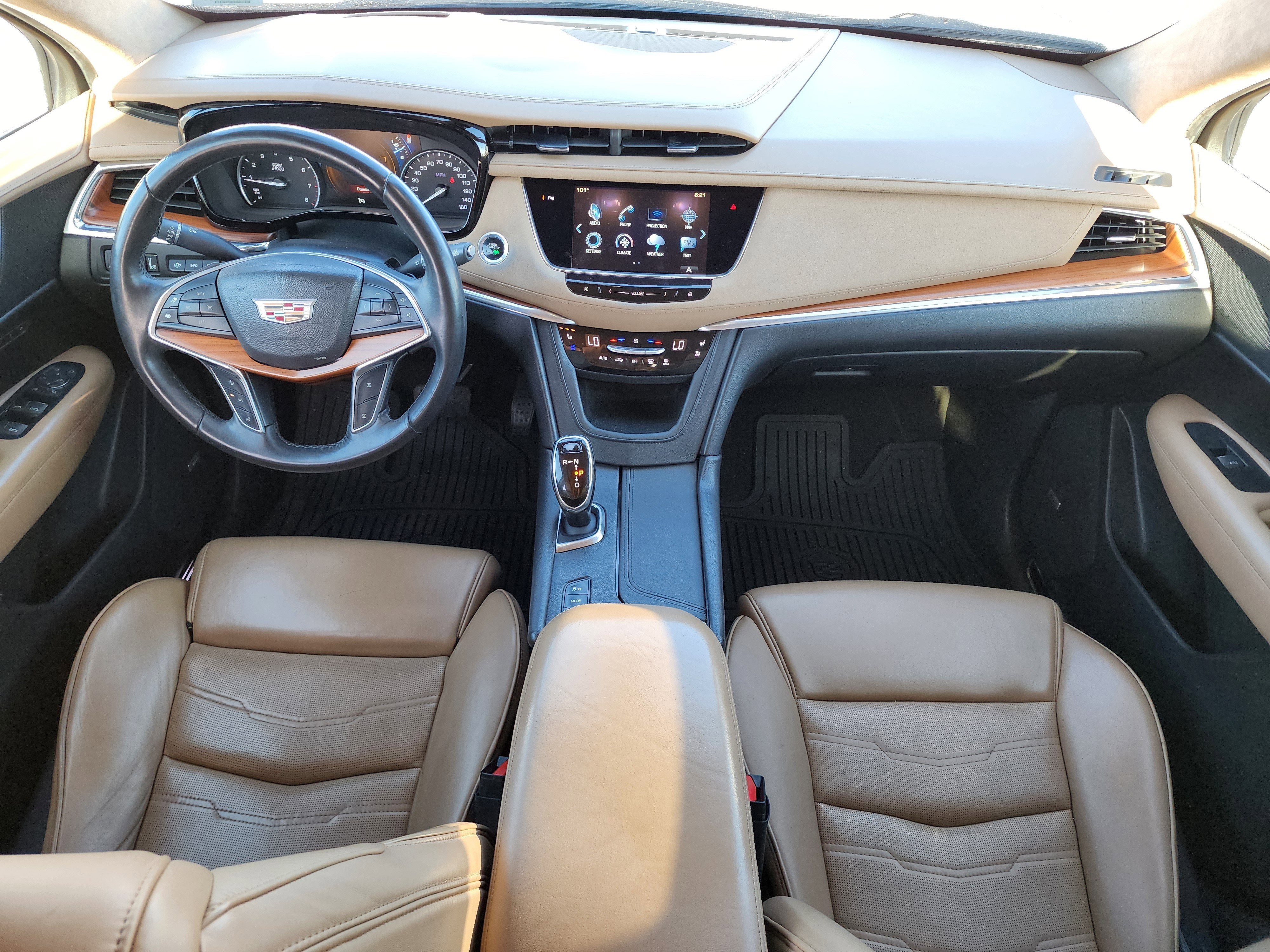 2017 Cadillac XT5 Platinum AWD