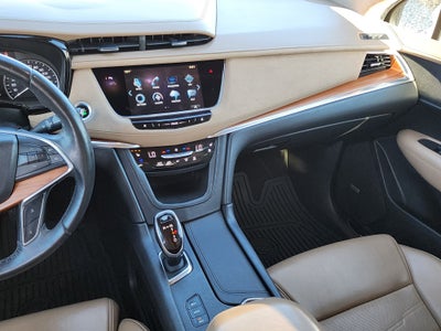 2017 Cadillac XT5 Platinum AWD
