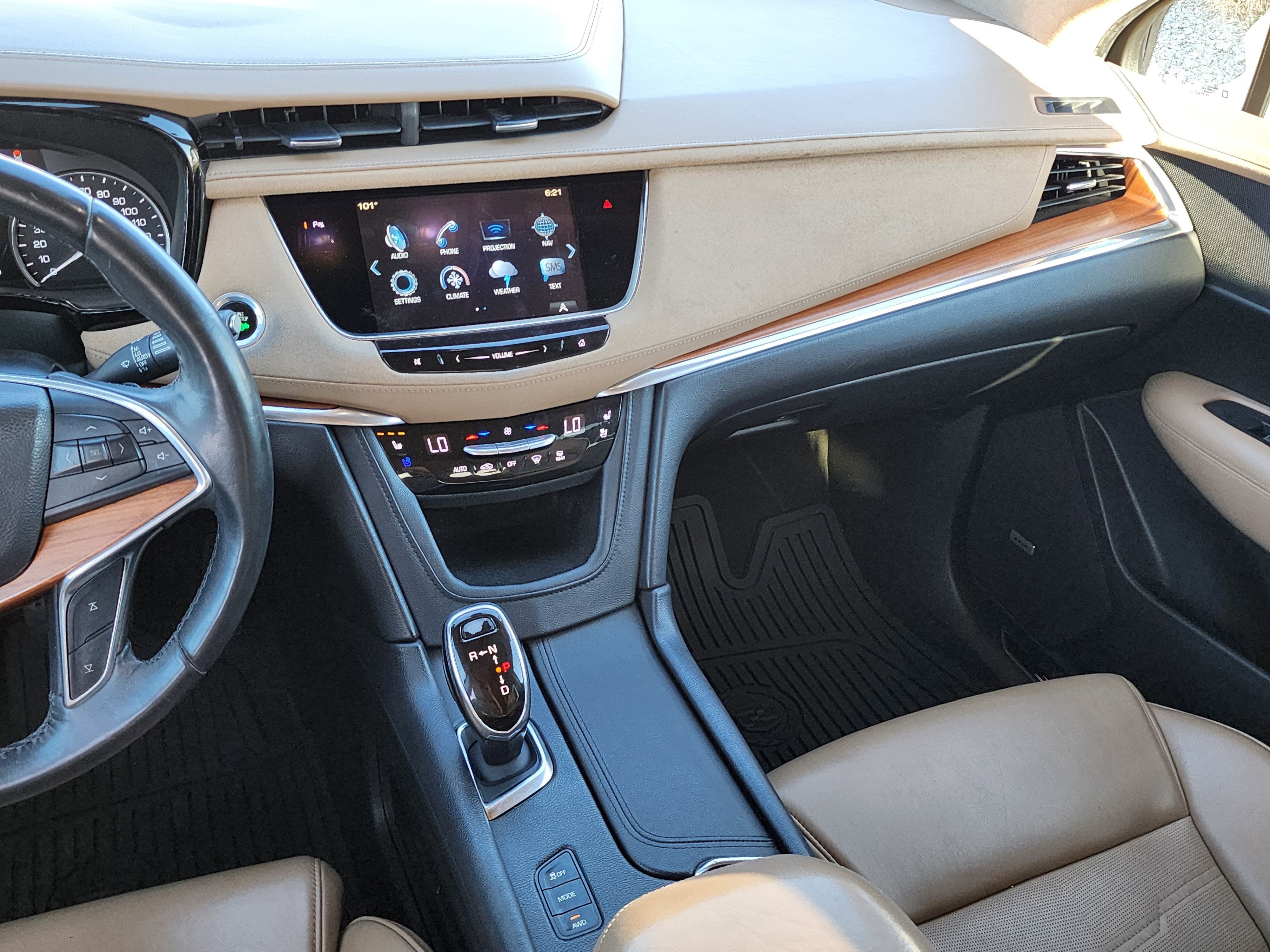 2017 Cadillac XT5 Platinum AWD