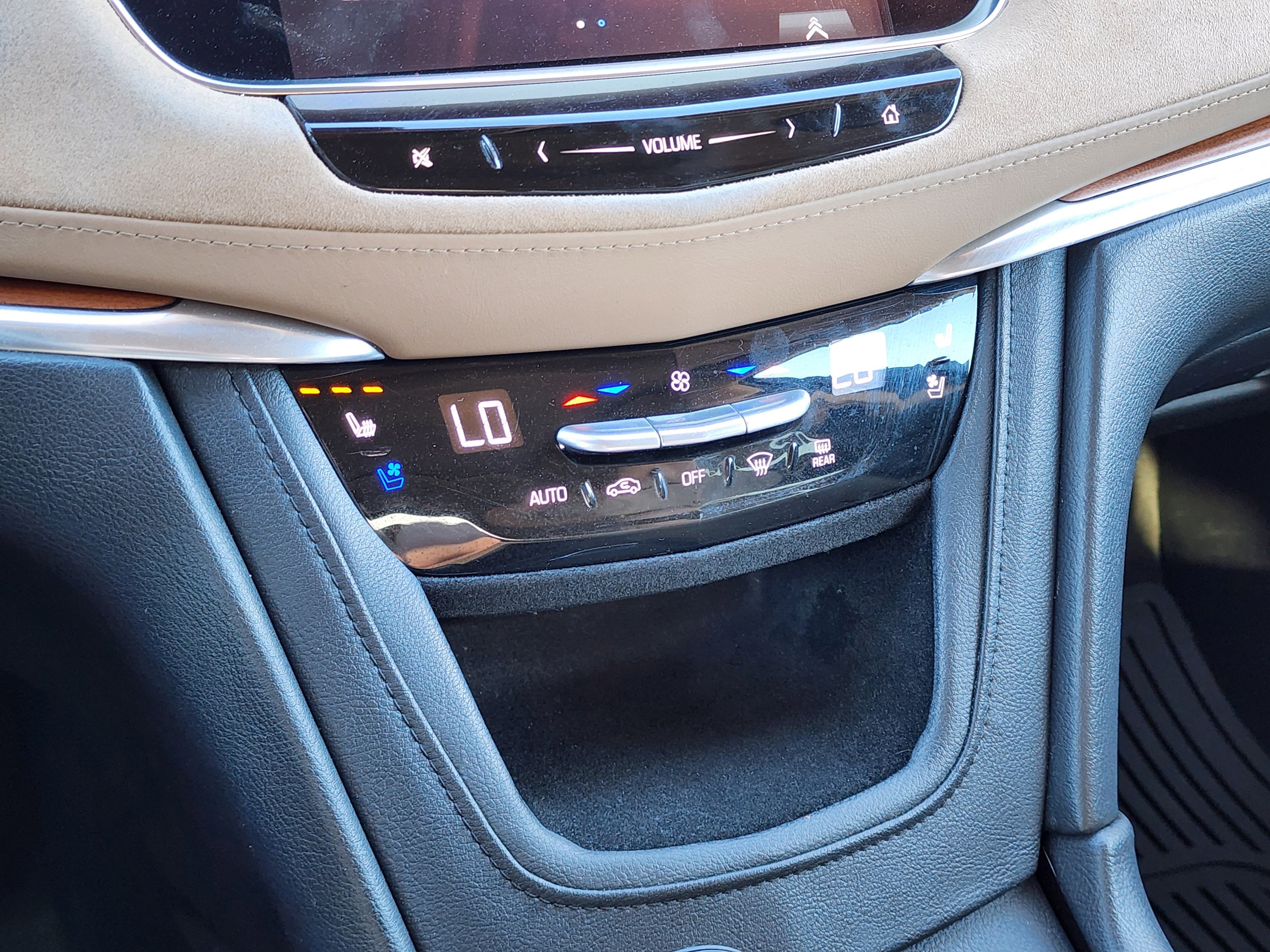 2017 Cadillac XT5 Platinum AWD