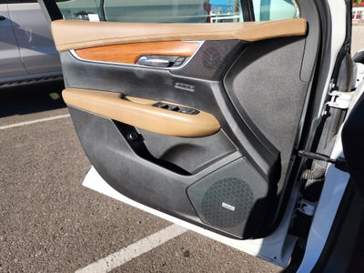 2017 Cadillac XT5 Platinum AWD