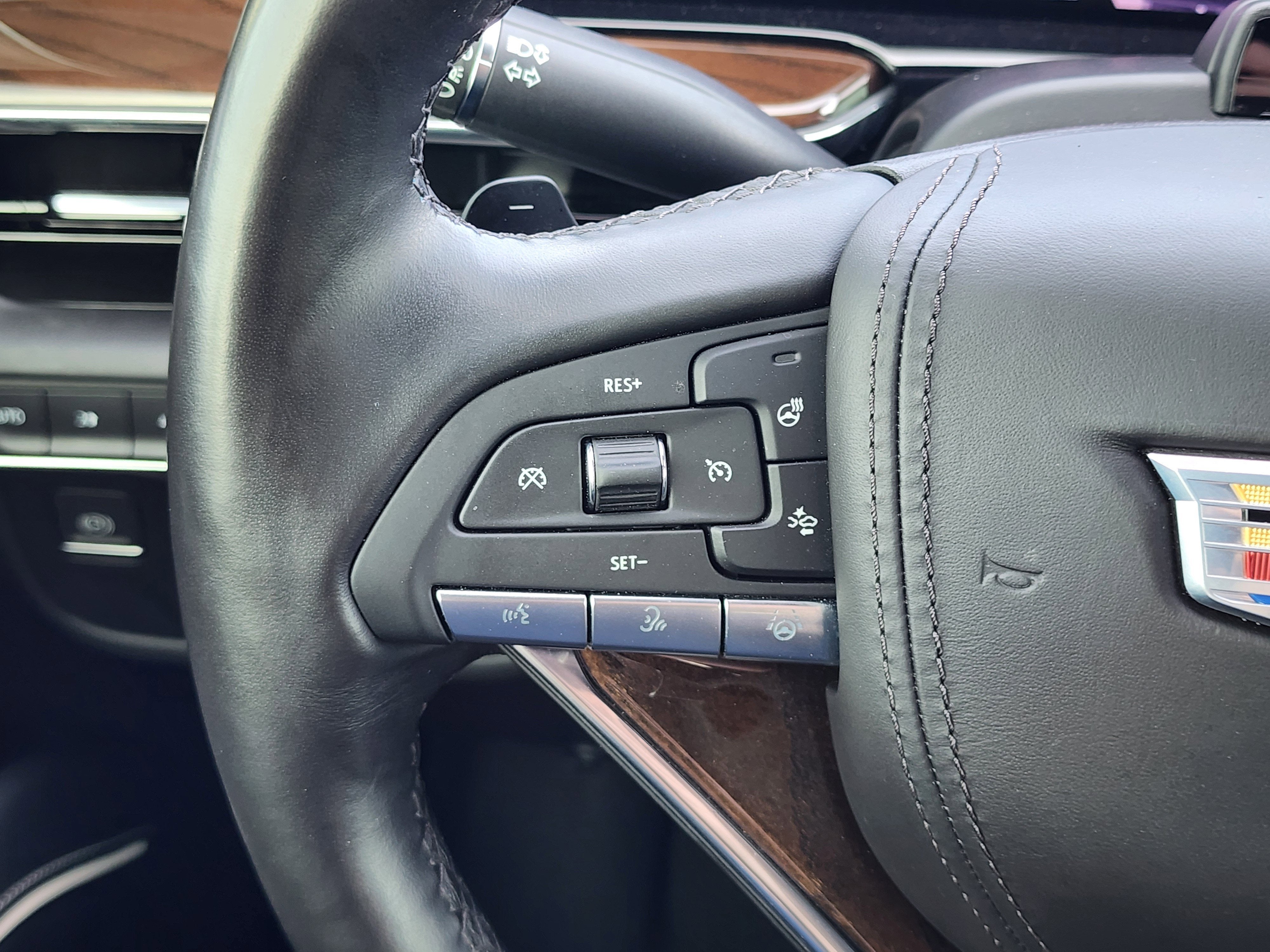2024 Cadillac Escalade ESV Sport Platinum