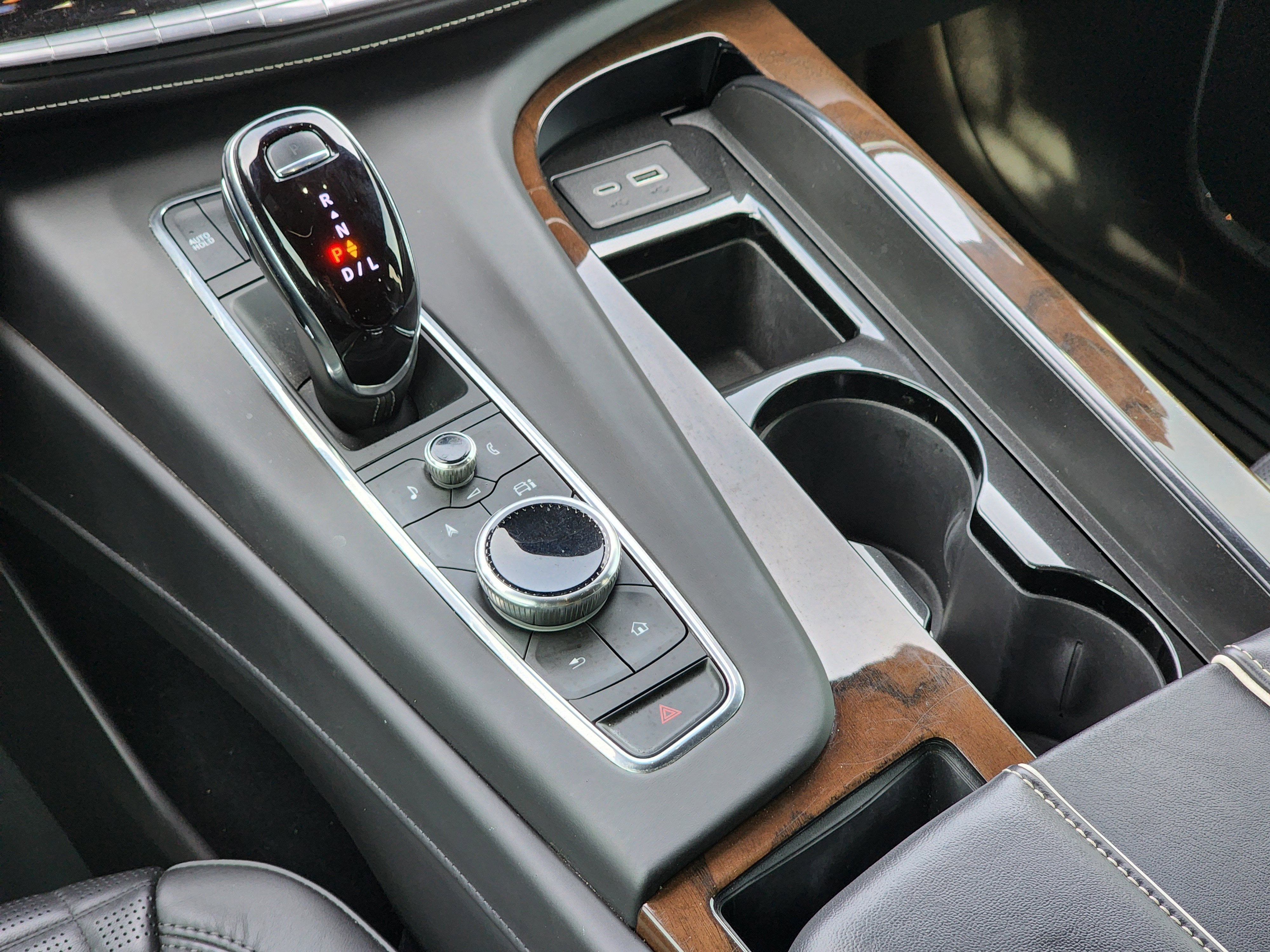 2024 Cadillac Escalade ESV Sport Platinum