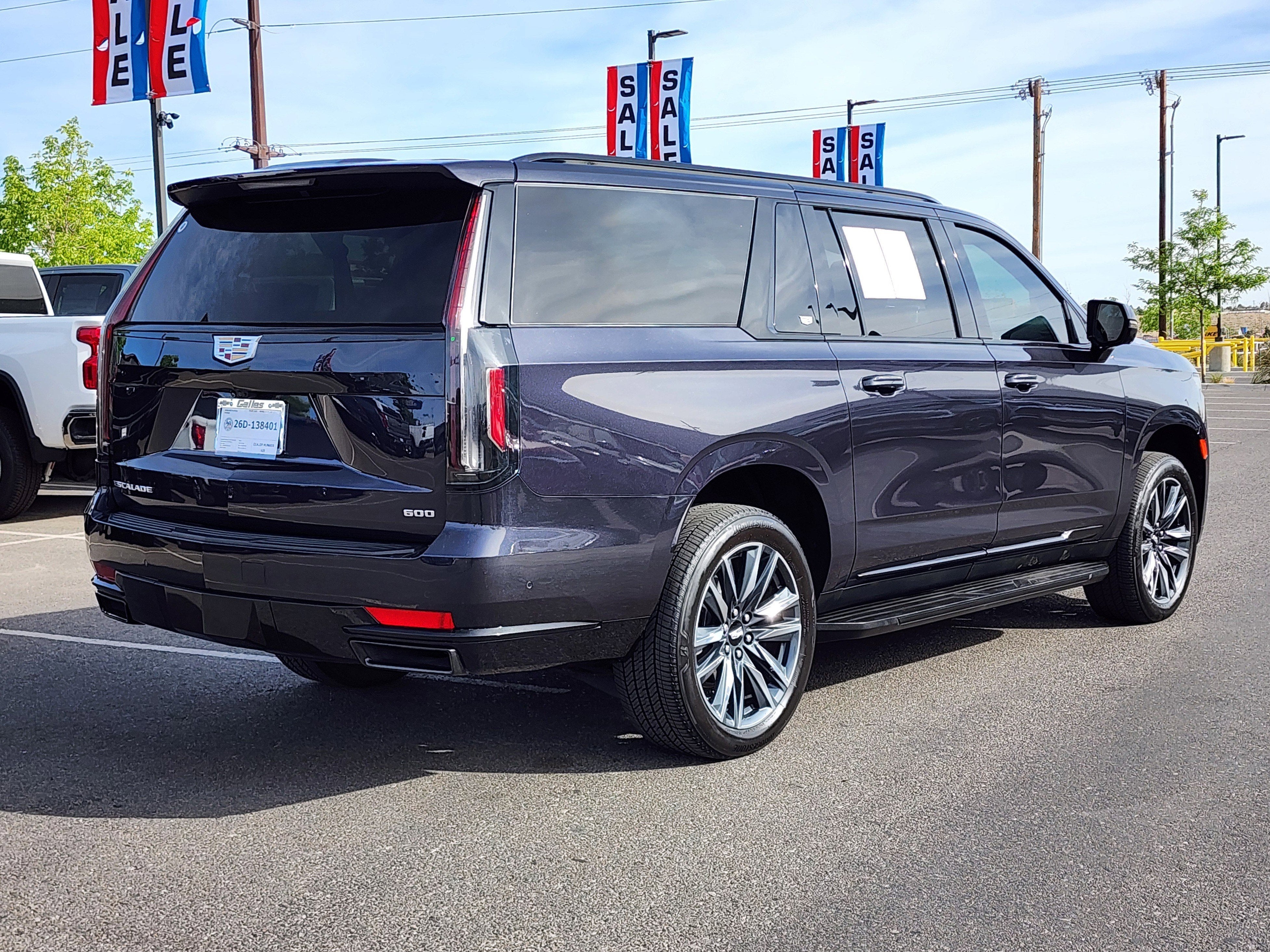 2024 Cadillac Escalade ESV Sport Platinum